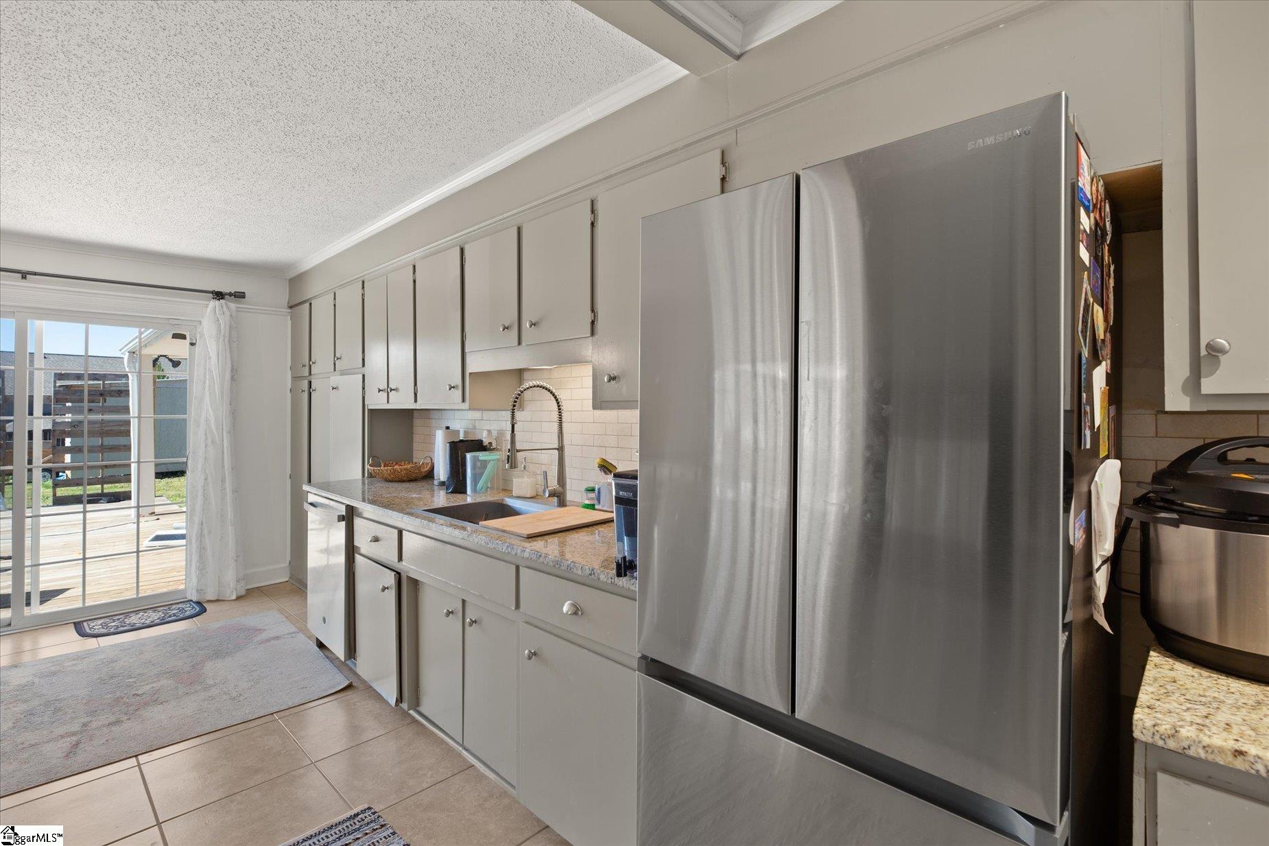 104 Oak Forest Drive