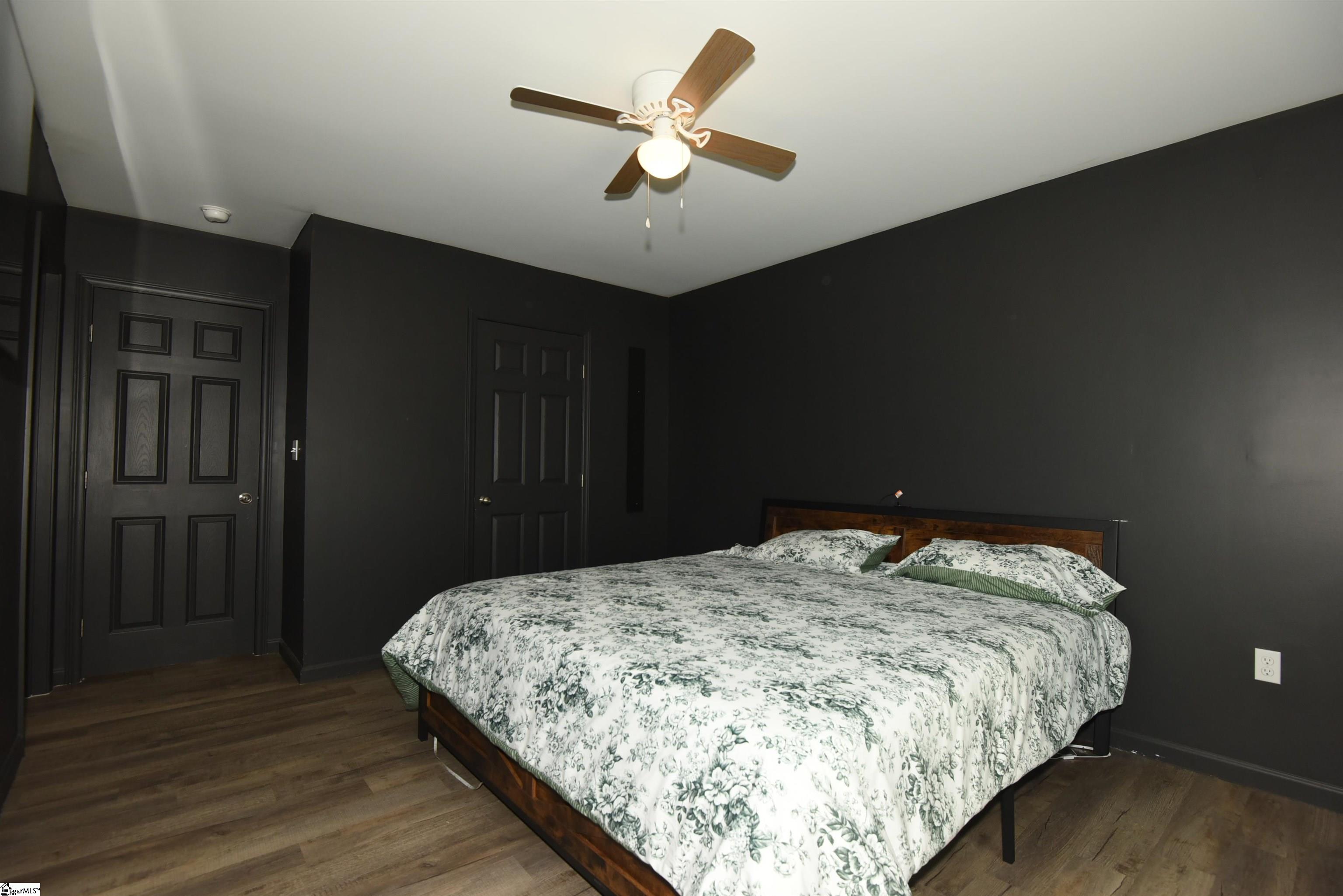 121 Colleton Lane