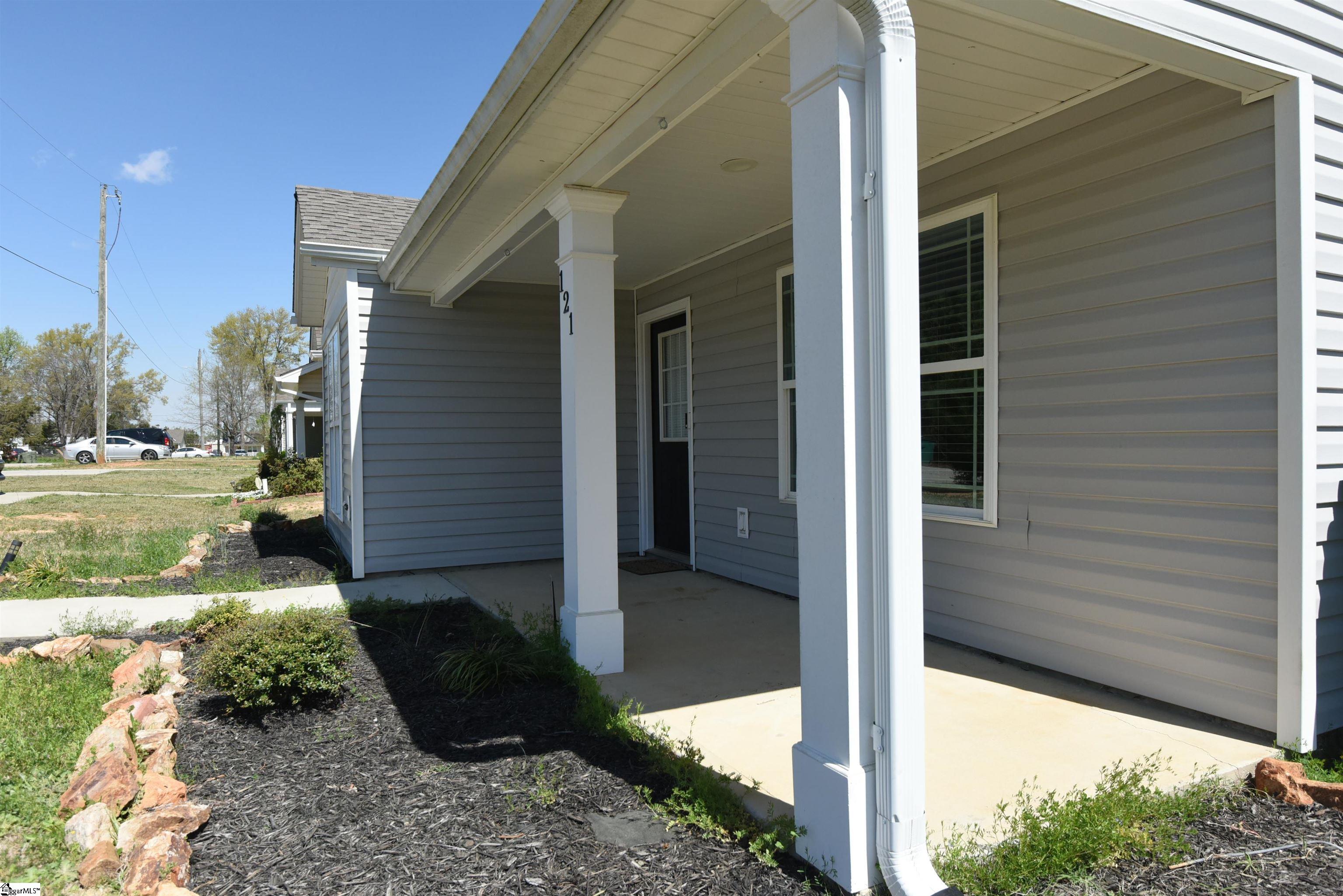 121 Colleton Lane