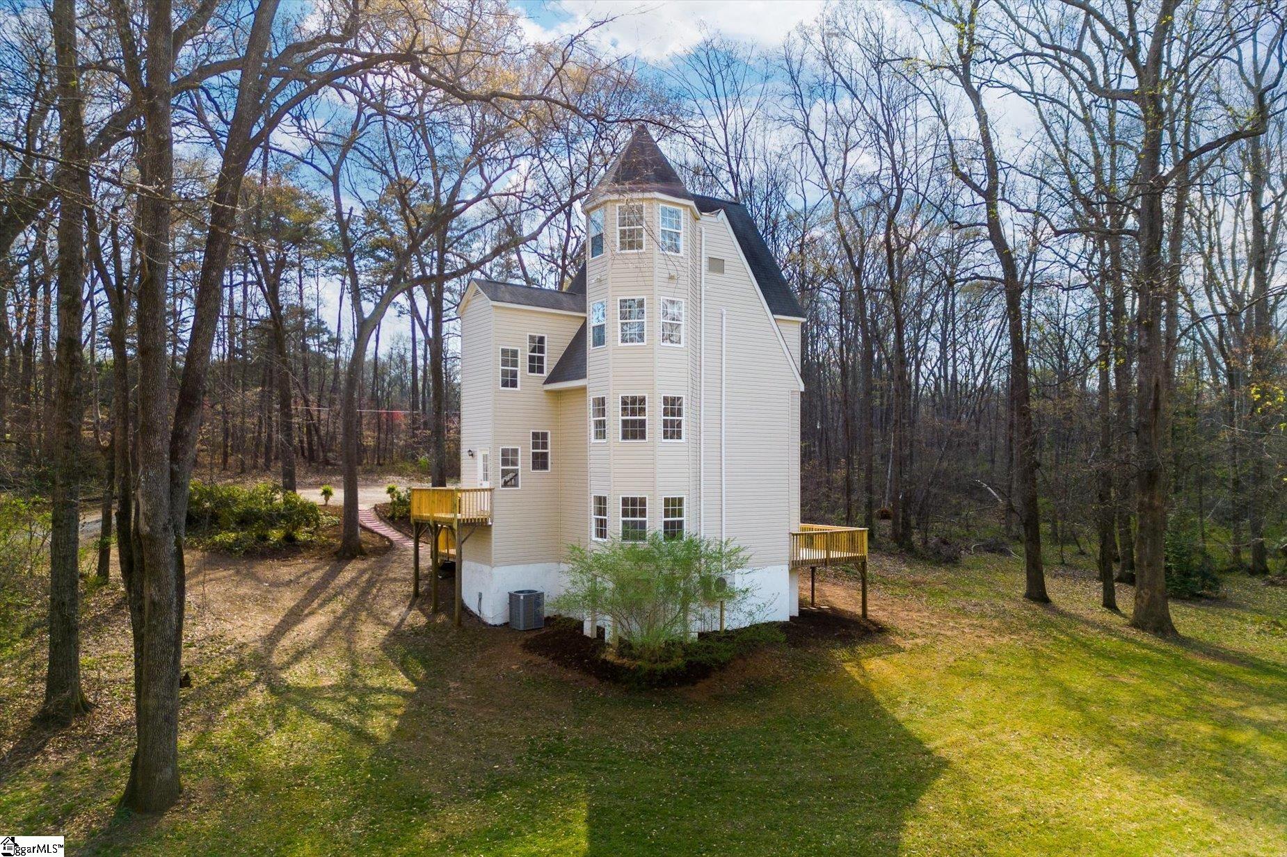 216 Ashmore Road