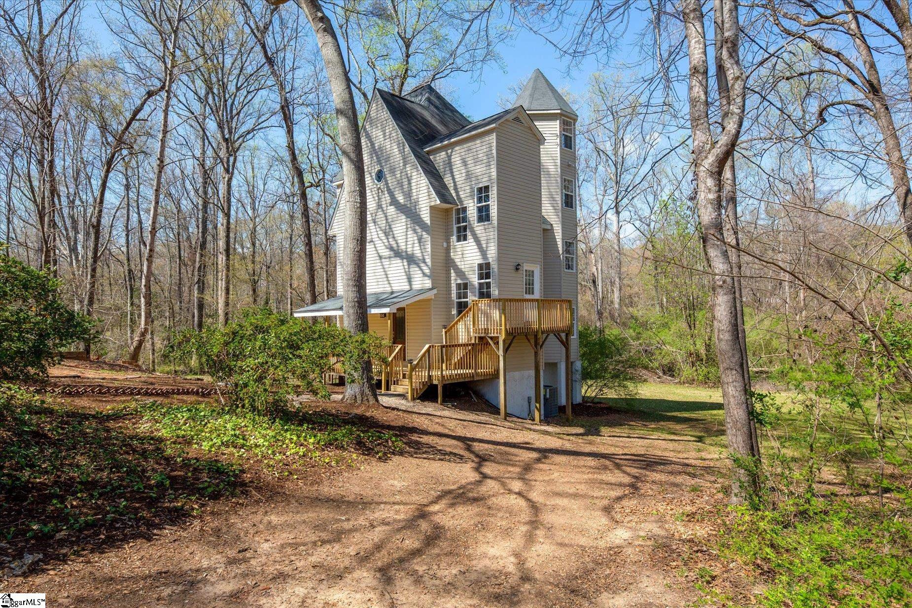 216 Ashmore Road