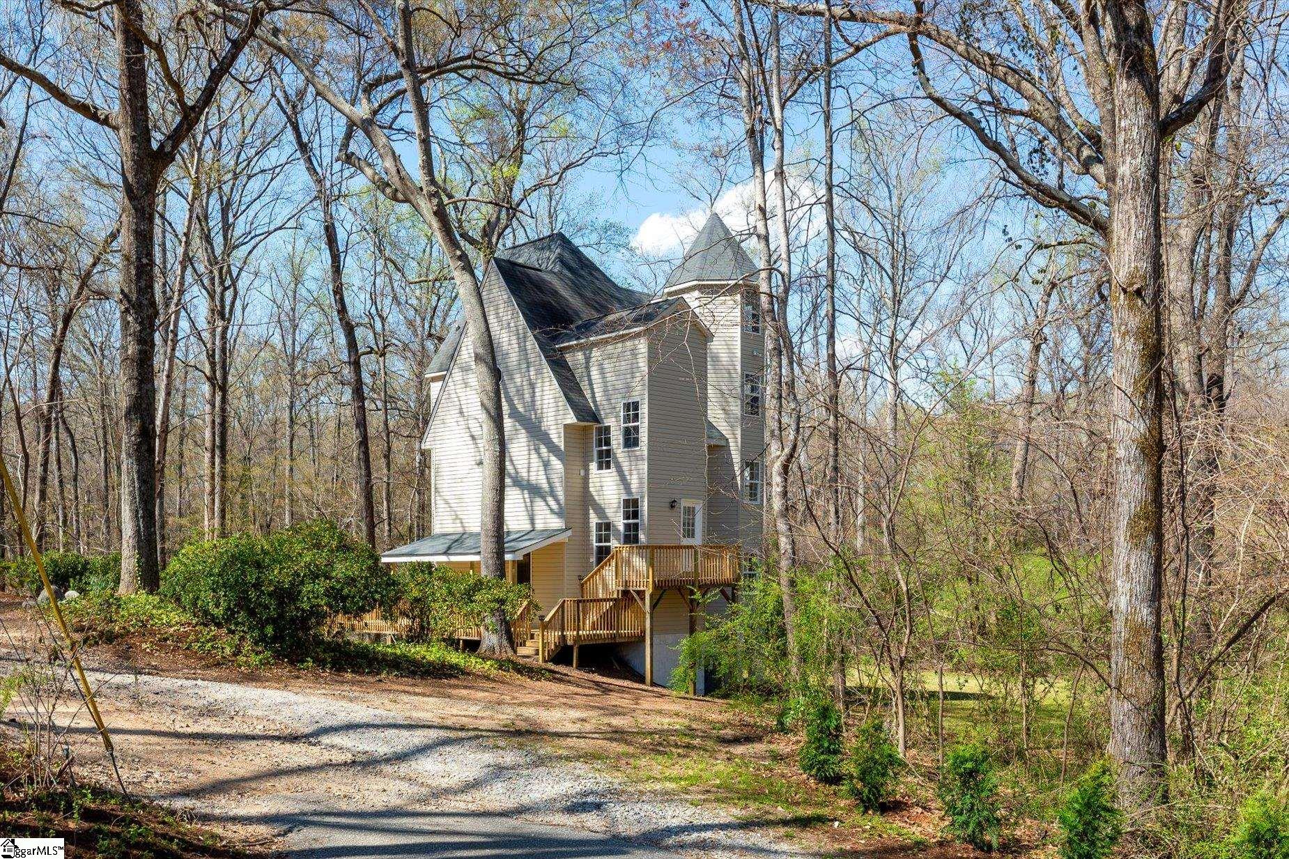 216 Ashmore Road