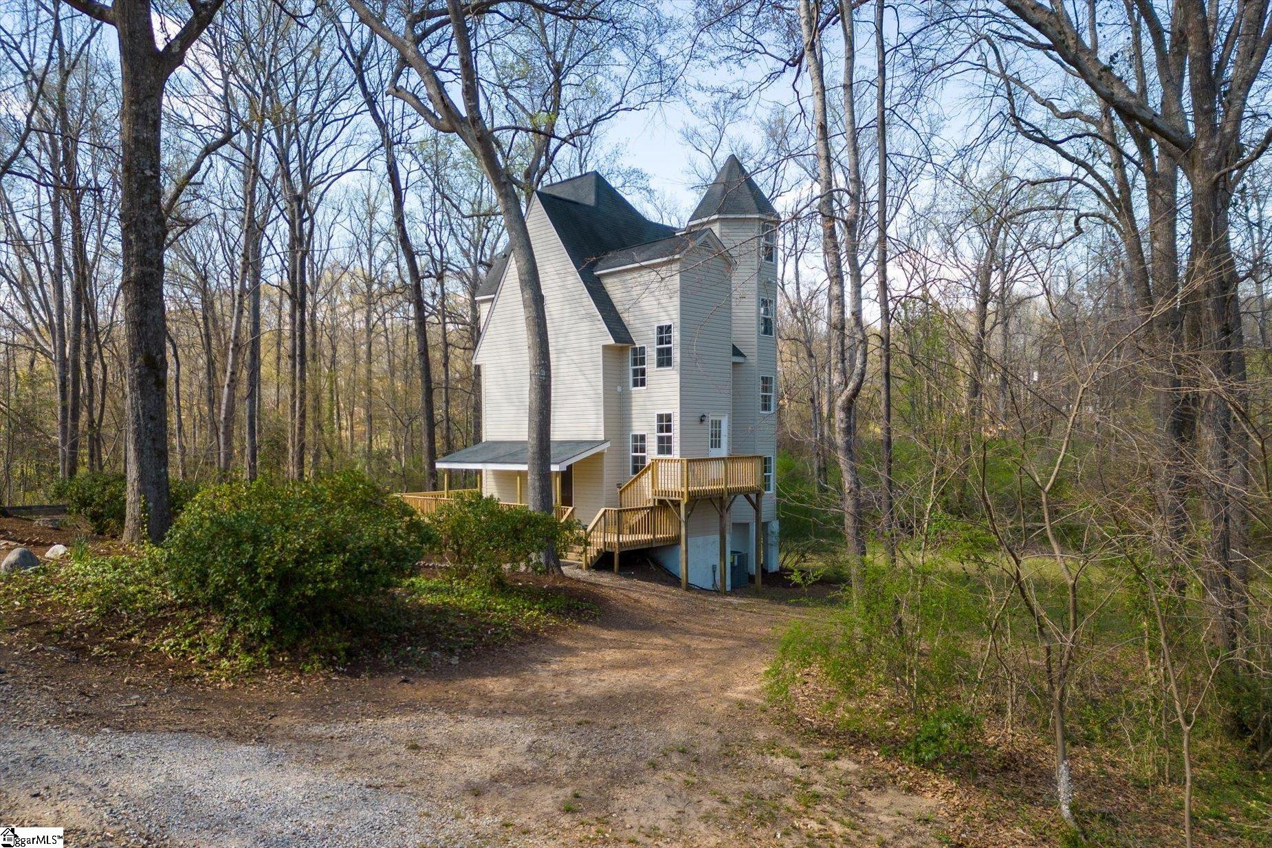 216 Ashmore Road
