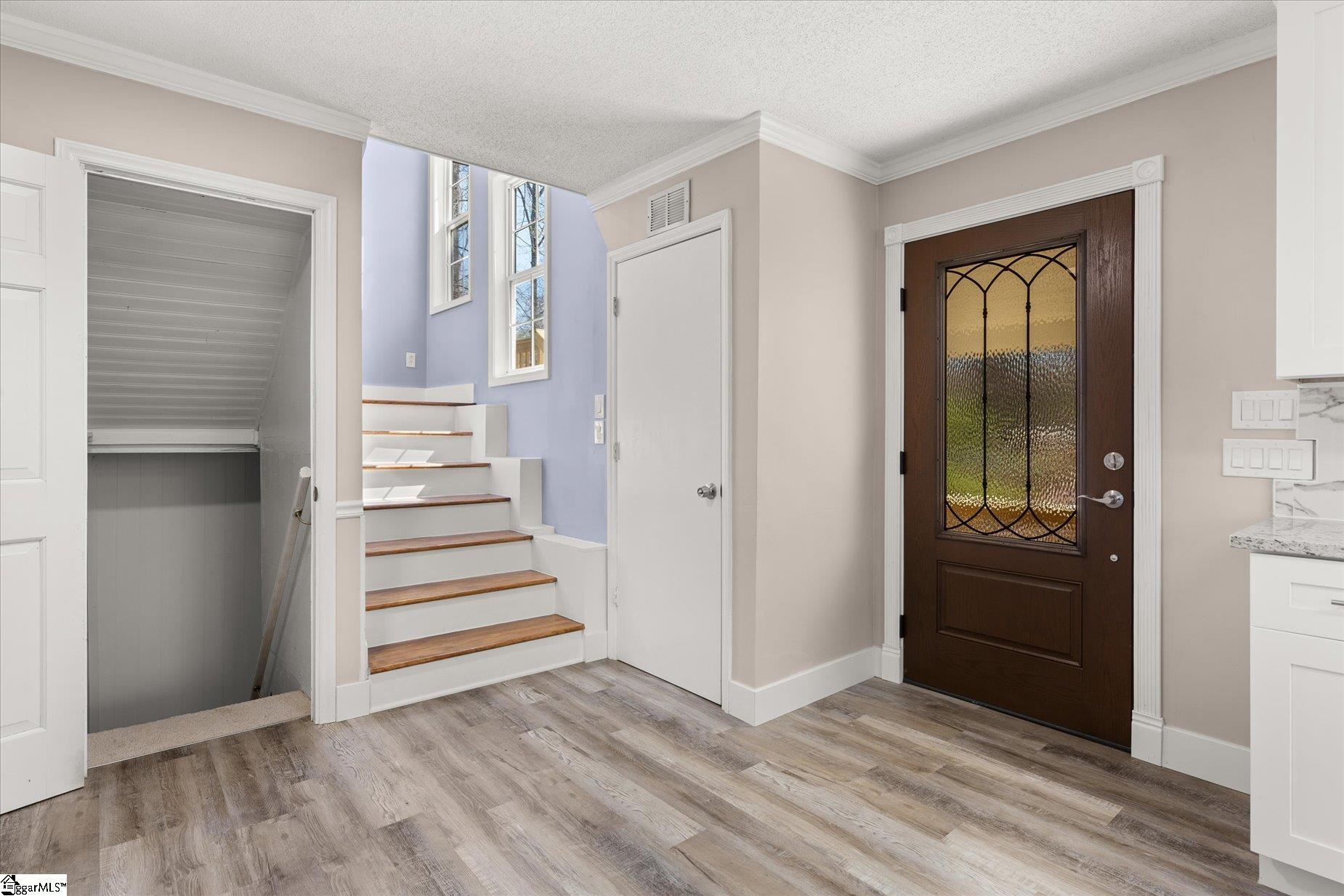 216 Ashmore Road