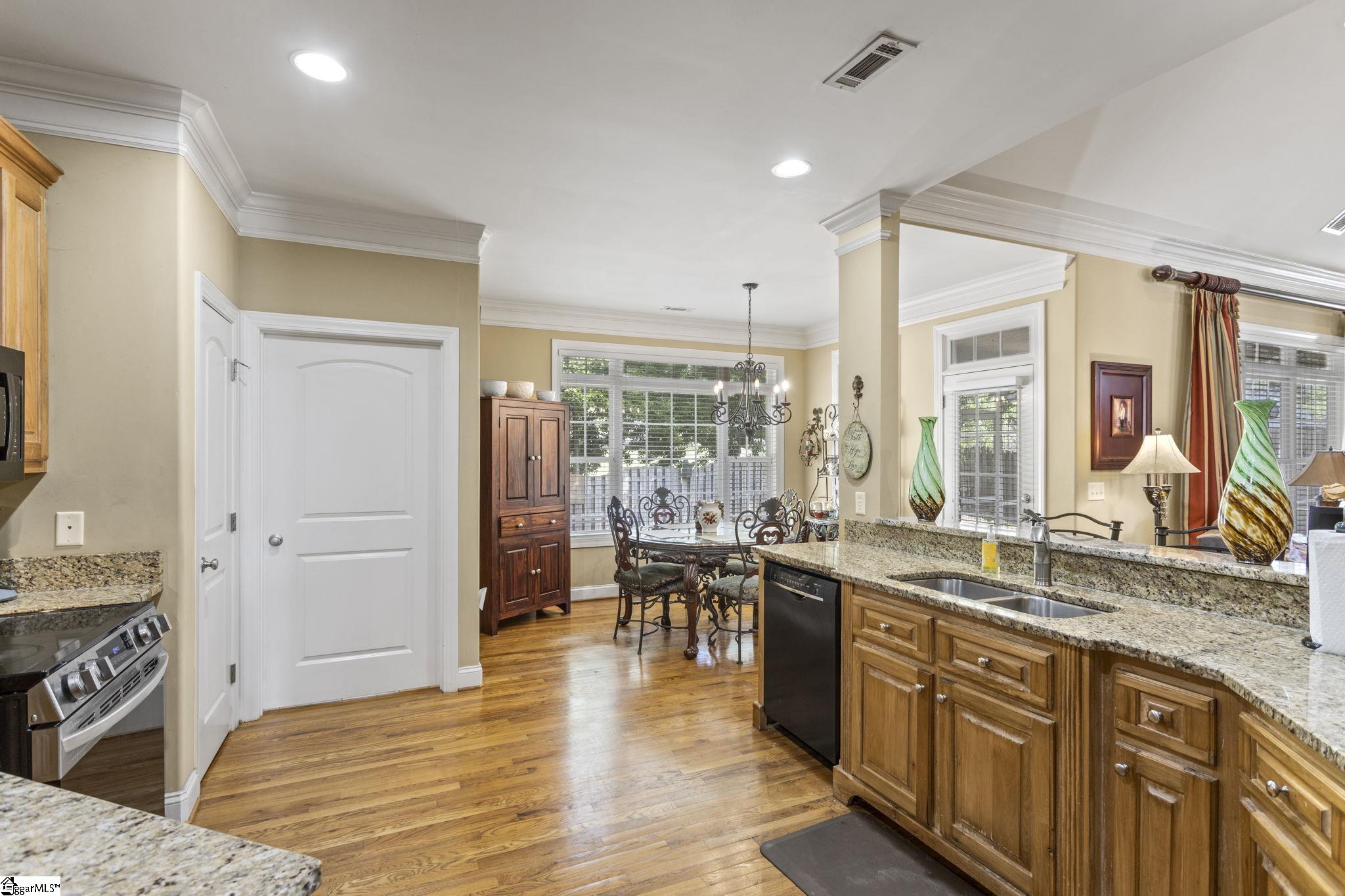 1008 Calumet Court