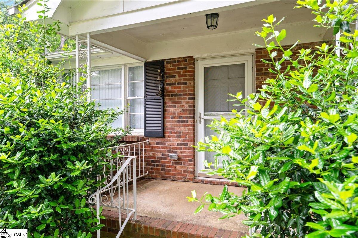 101 Cochran Drive