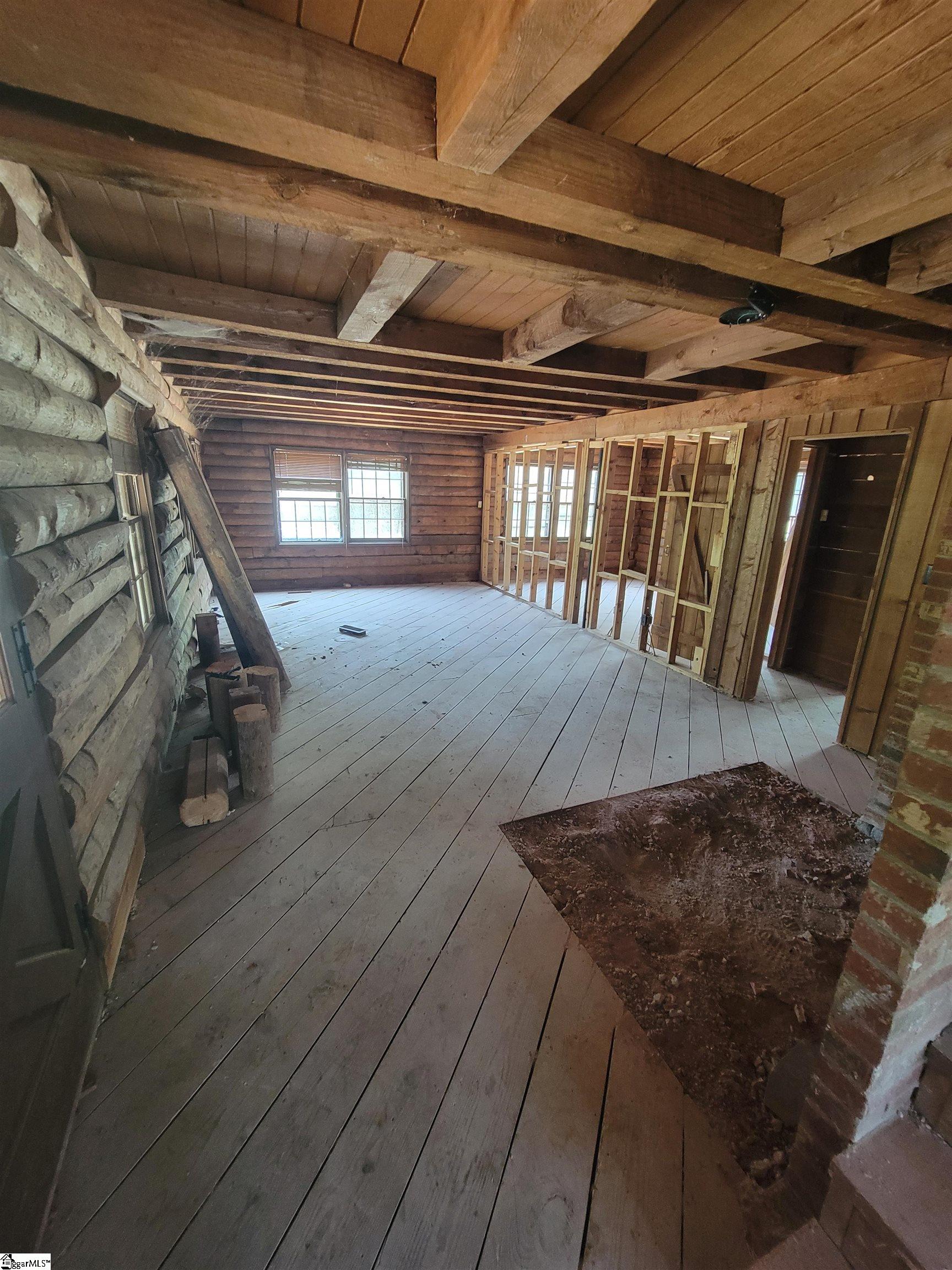 121 Shannon Lake Circle