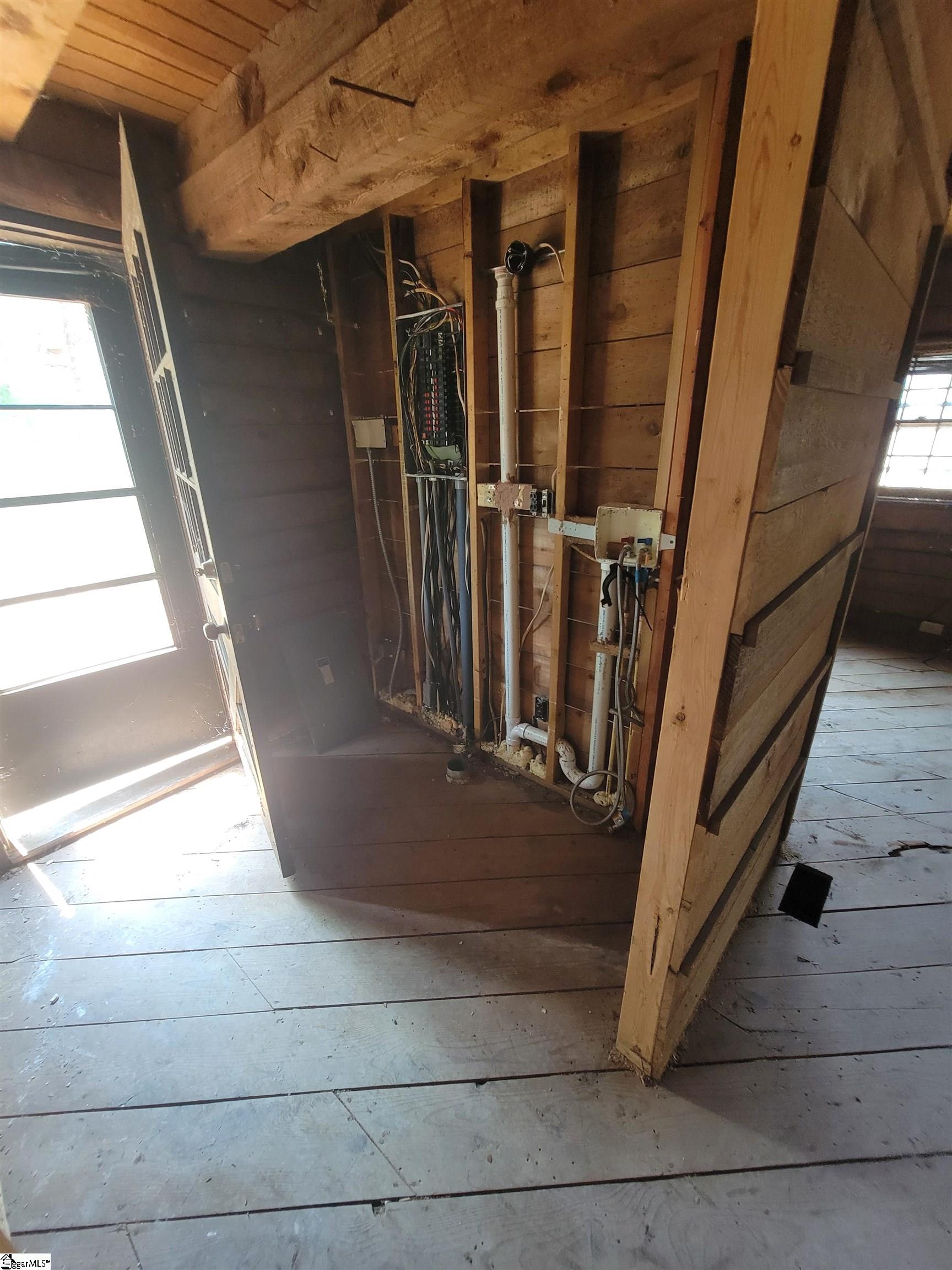 121 Shannon Lake Circle