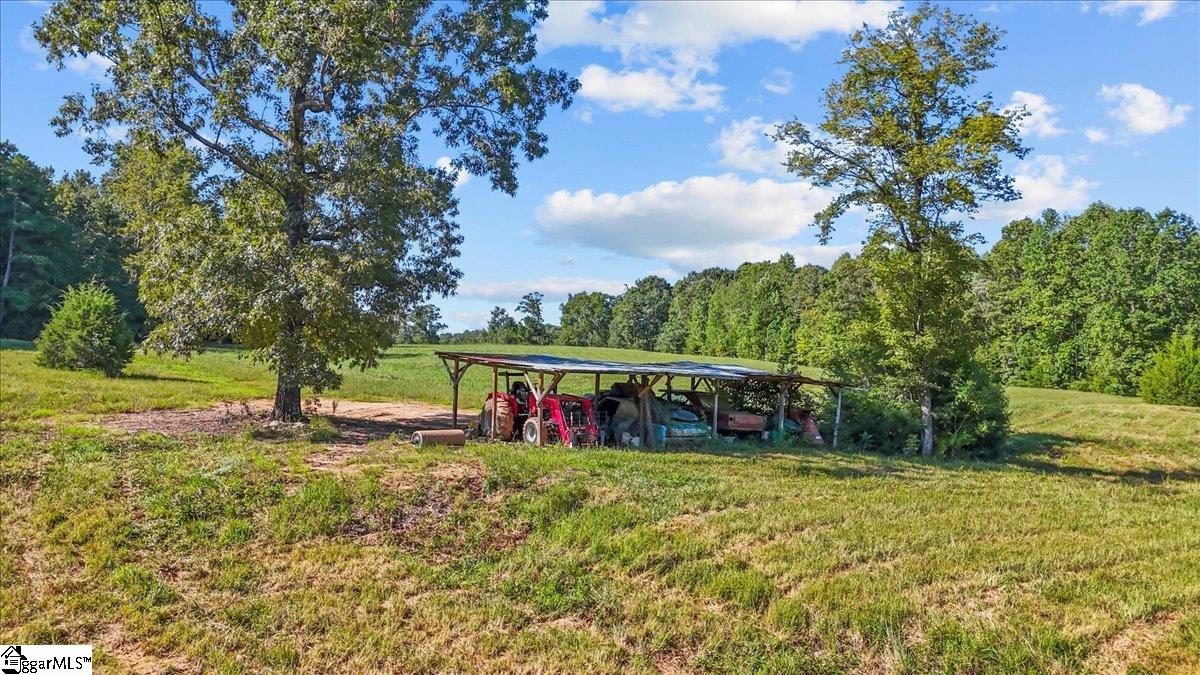 1443 Henderson Road