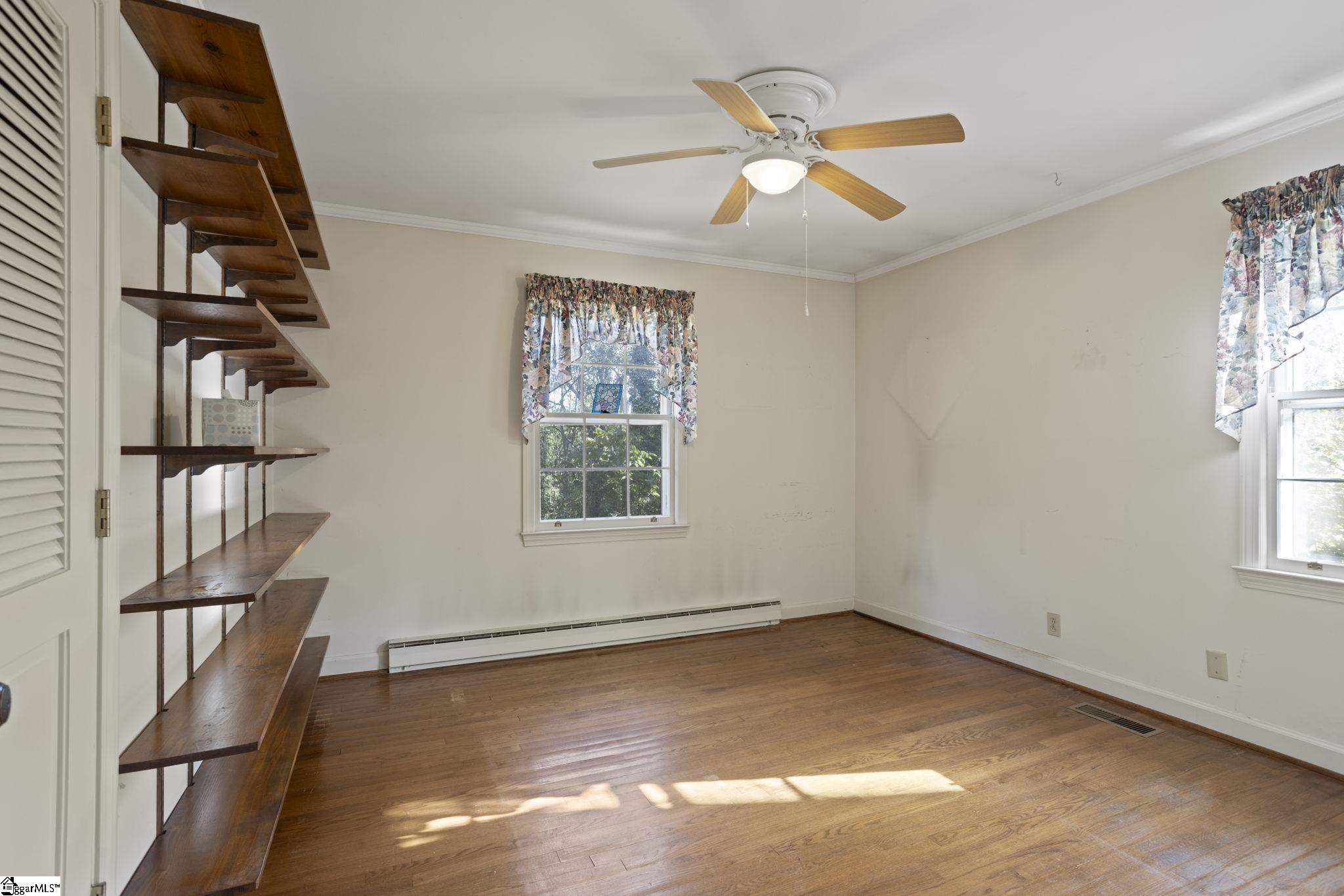 27 Riverview Drive