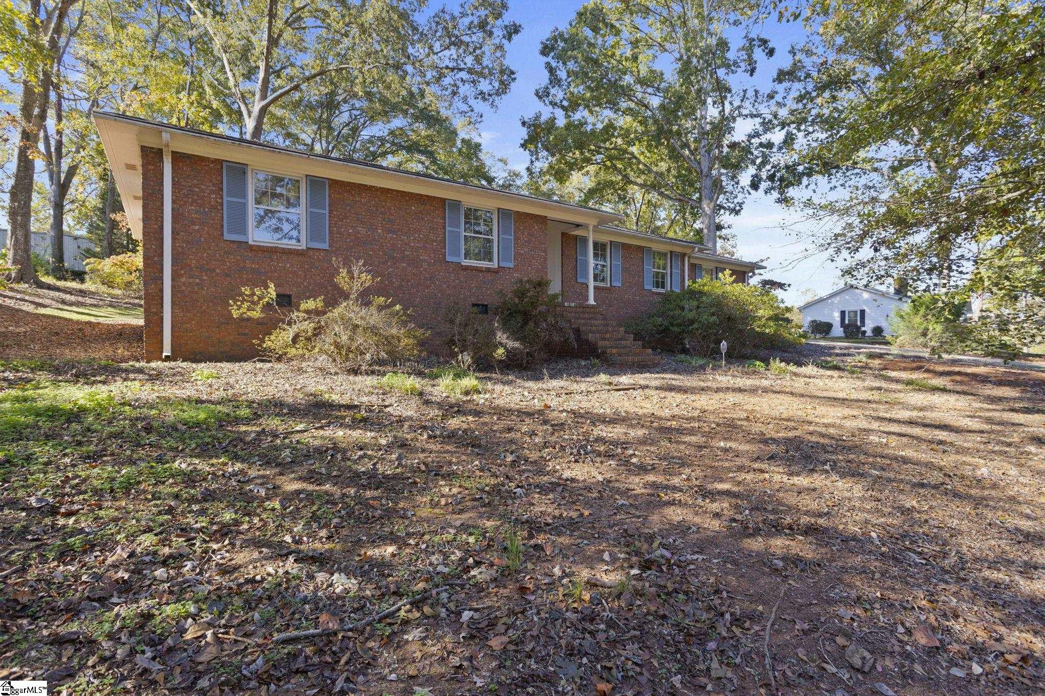 27 Riverview Drive