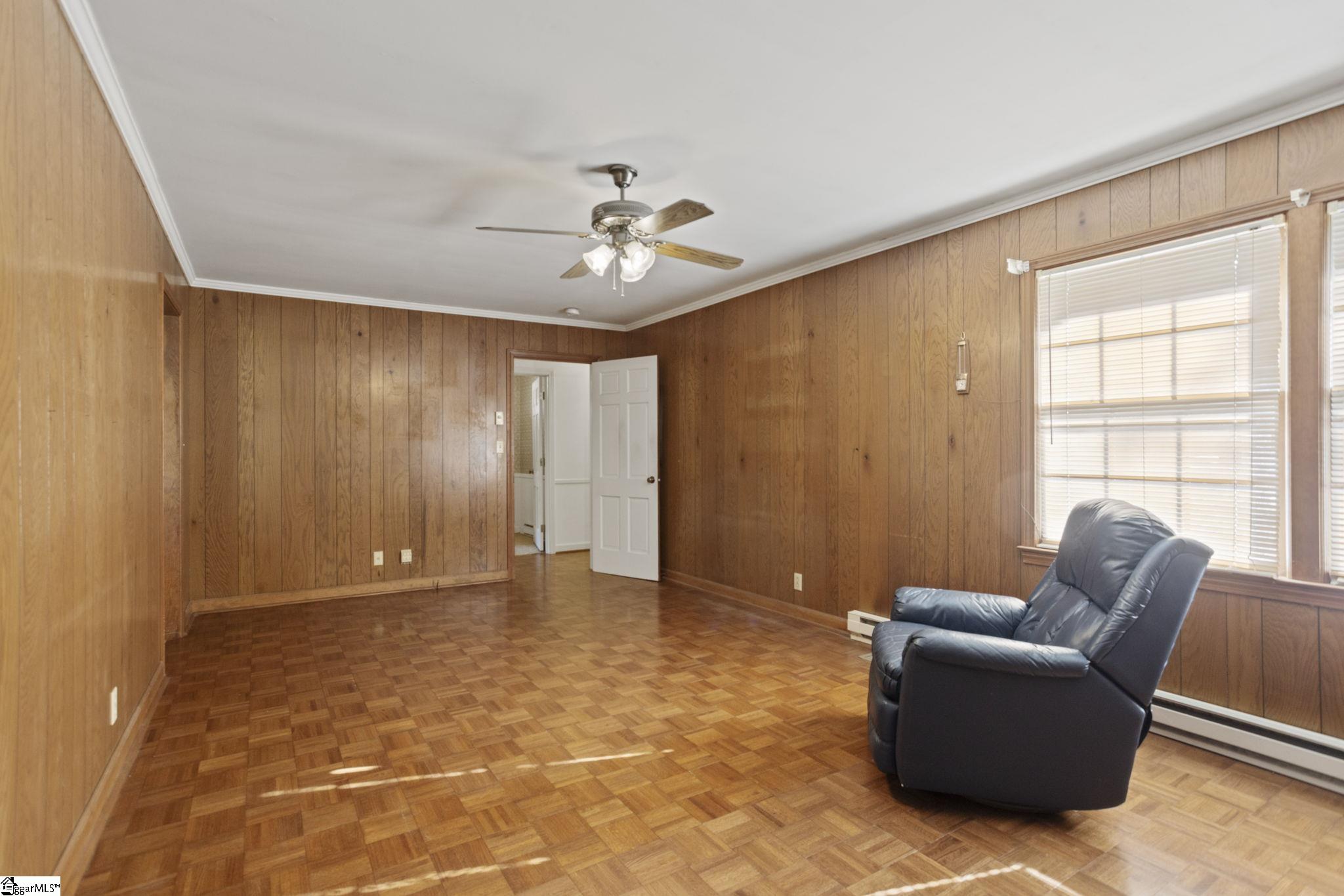 27 Riverview Drive
