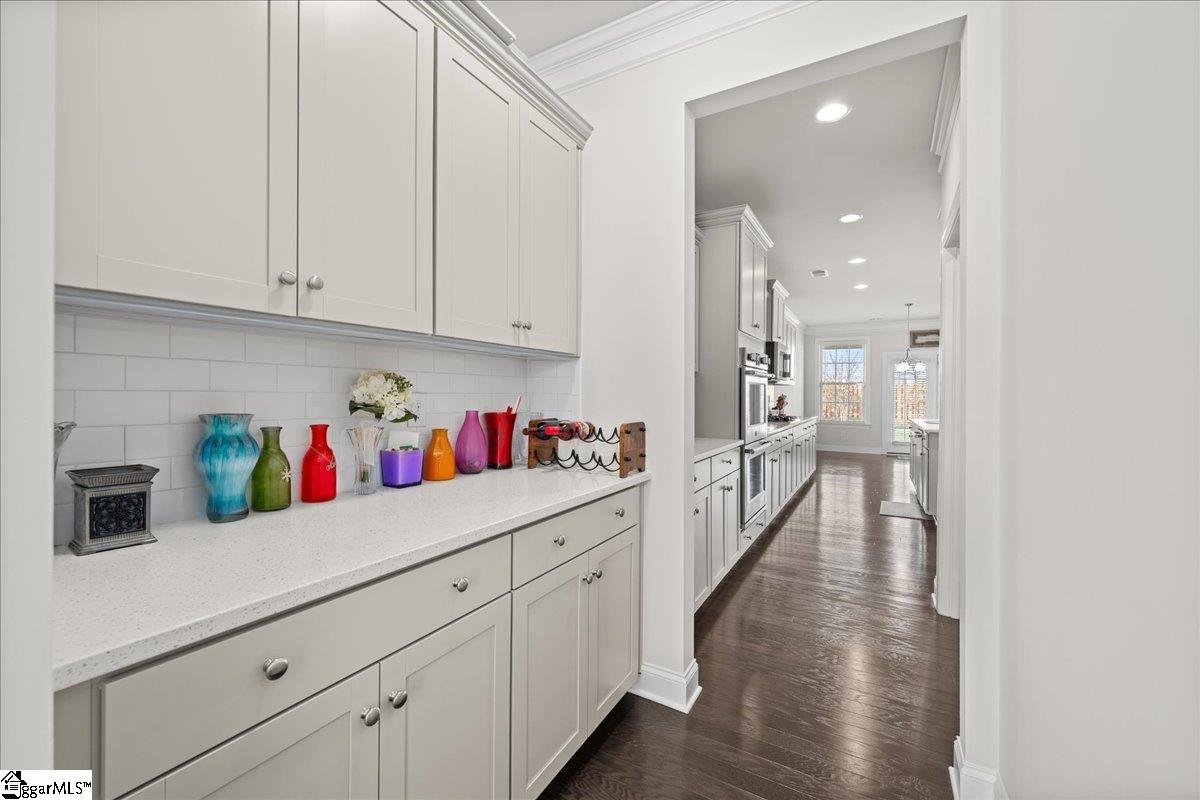 127 Riverland Woods Court