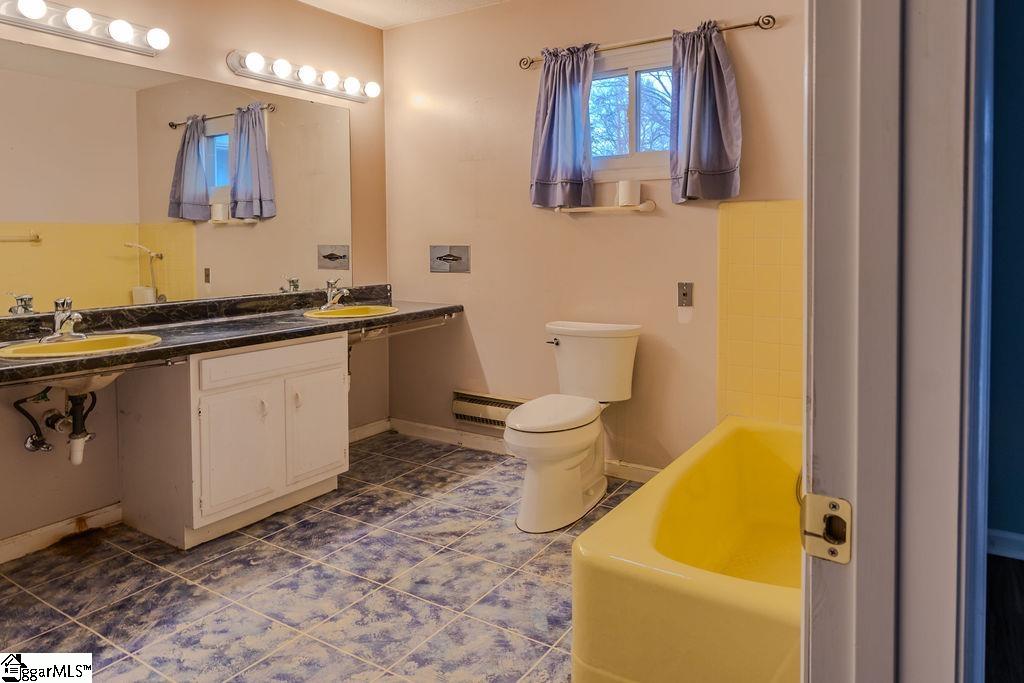 136 Shannon Lake Circle