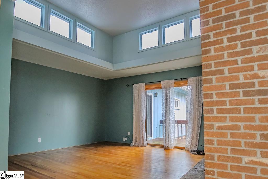 136 Shannon Lake Circle