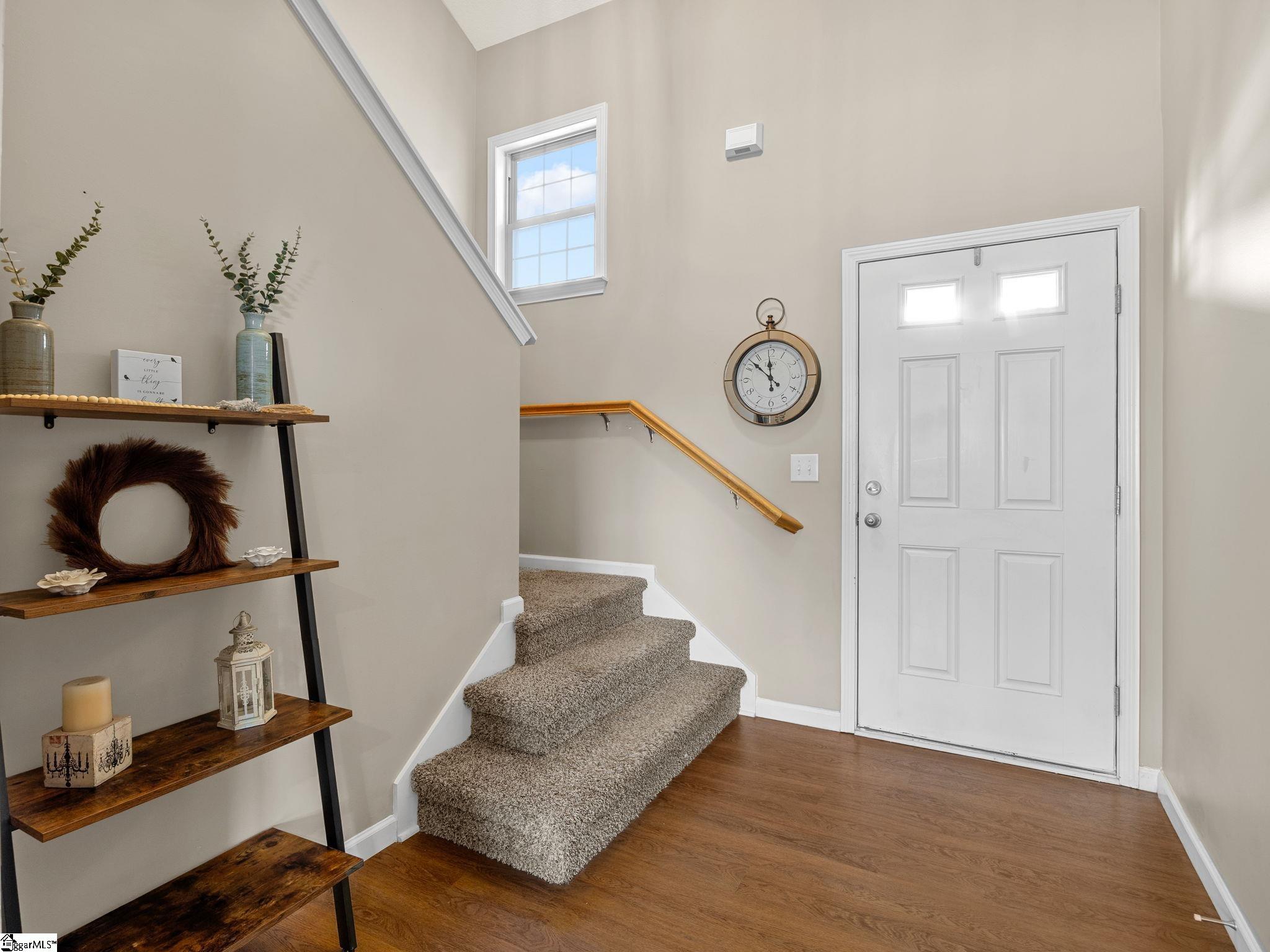 465 Peaksview Drive