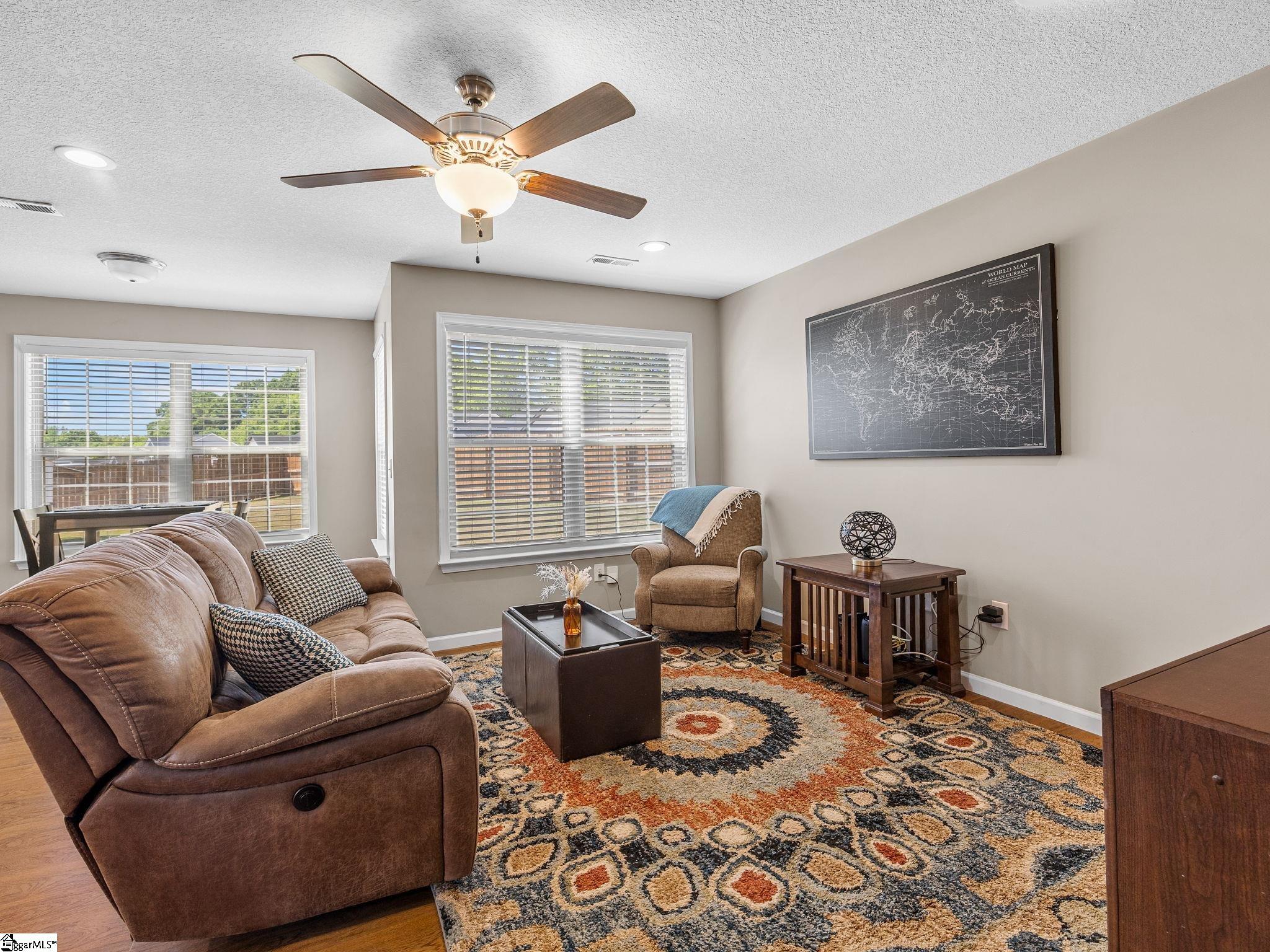 465 Peaksview Drive