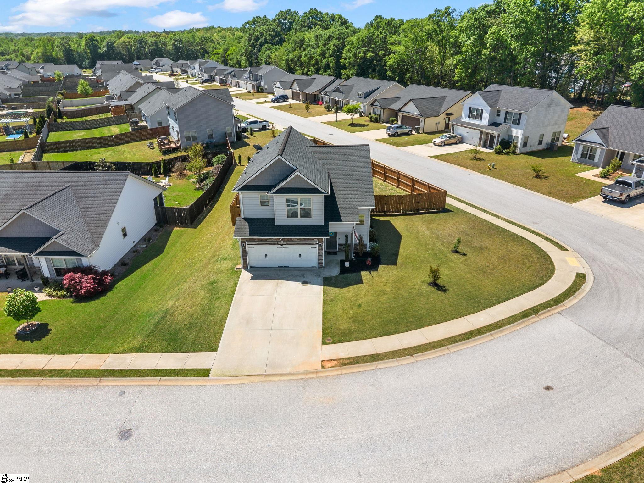 465 Peaksview Drive