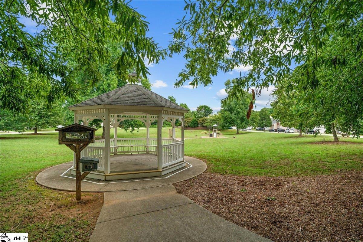 658 Timber Walk Drive