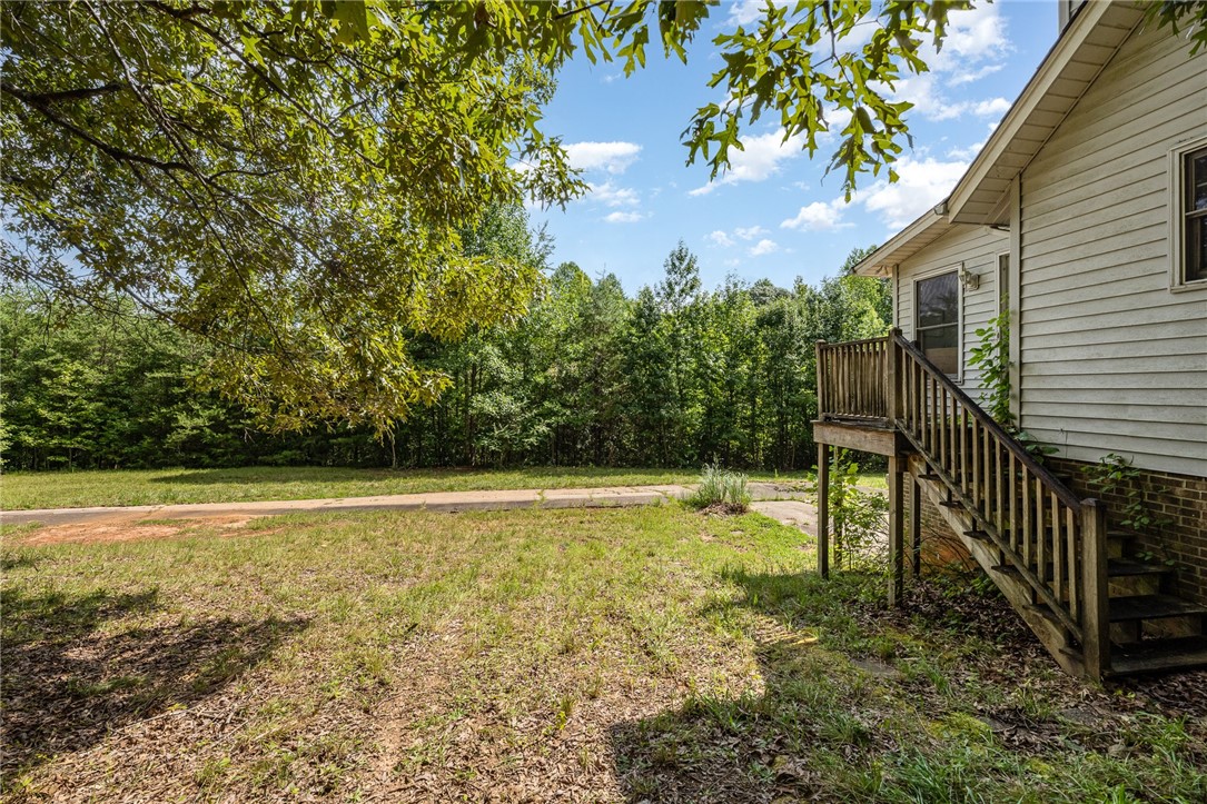 204 Dove Hill Circle