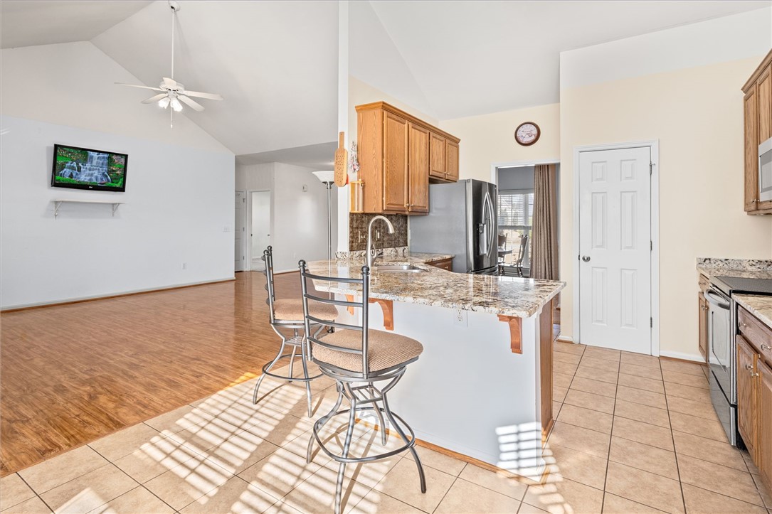 401 Walkingstick Way