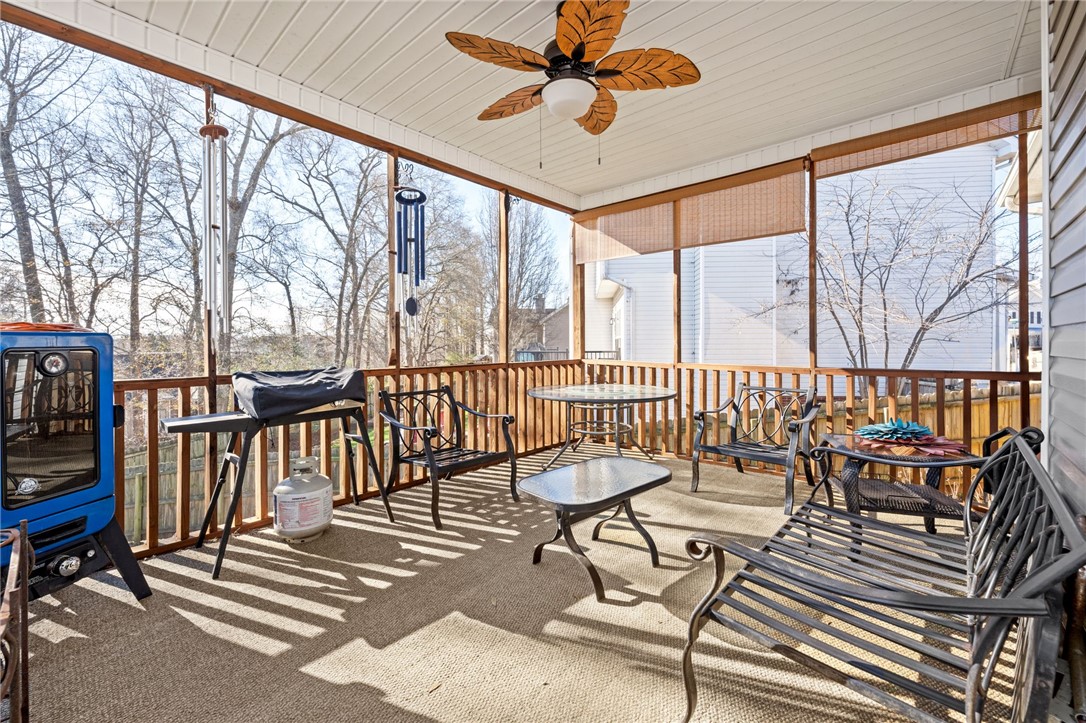 401 Walkingstick Way