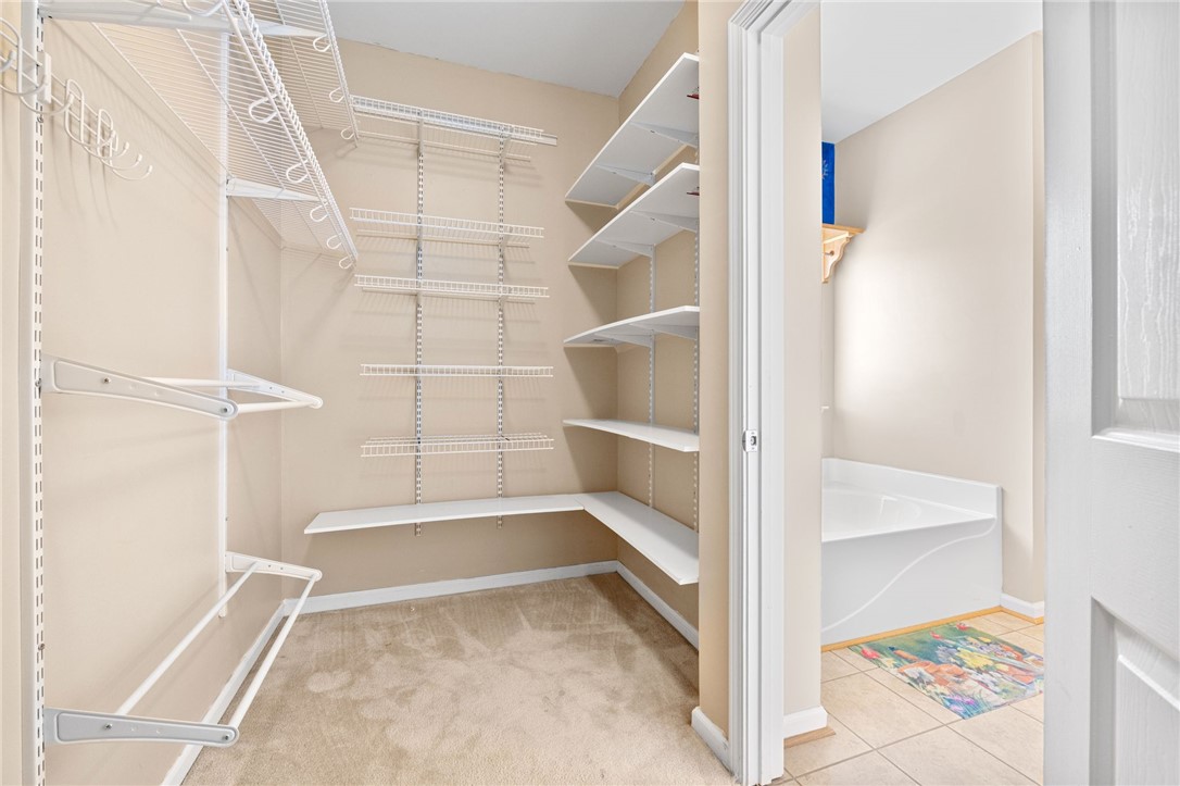 401 Walkingstick Way