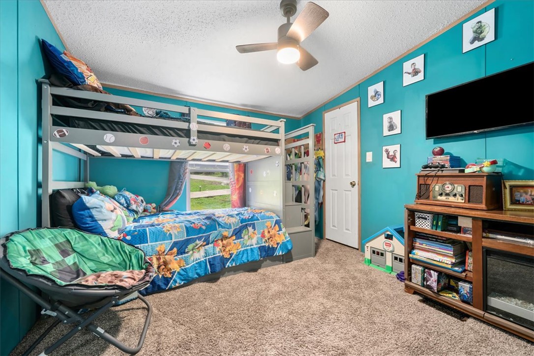 36 Gibson Oaks Drive