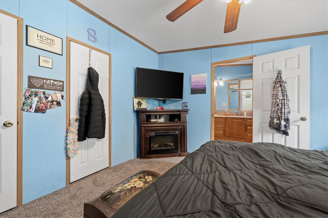 36 Gibson Oaks Drive