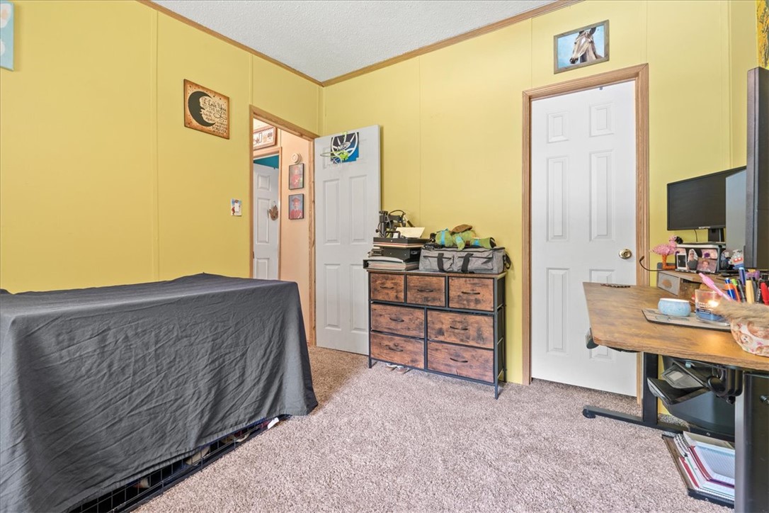 36 Gibson Oaks Drive