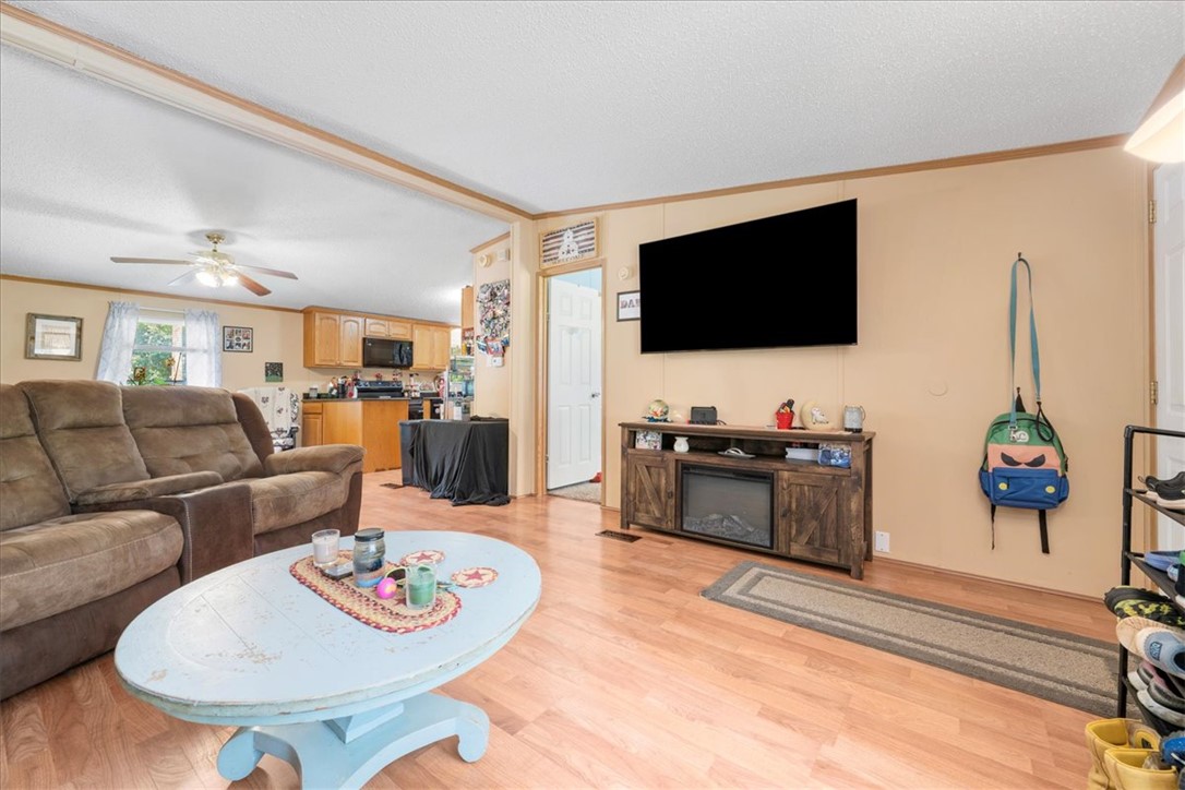 36 Gibson Oaks Drive