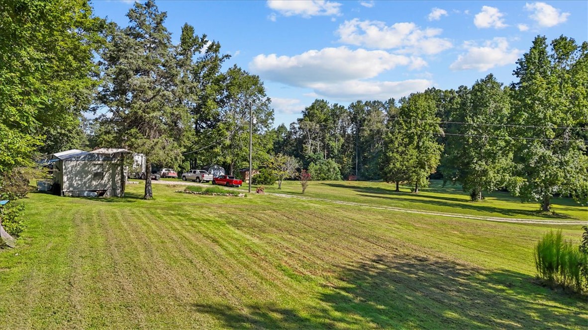 1443 Henderson Road