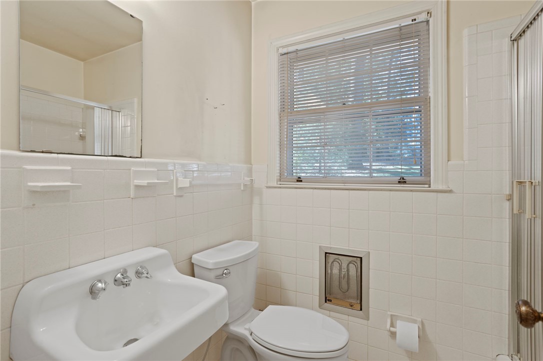 27 Riverview Drive