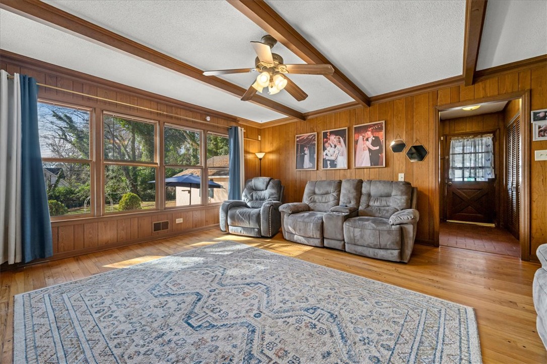 238 California Avenue