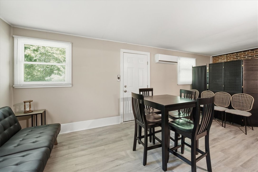 25 Summercreek Drive