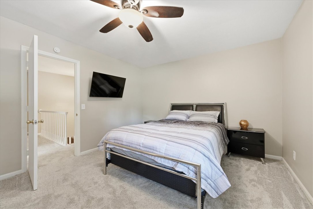 25 Summercreek Drive