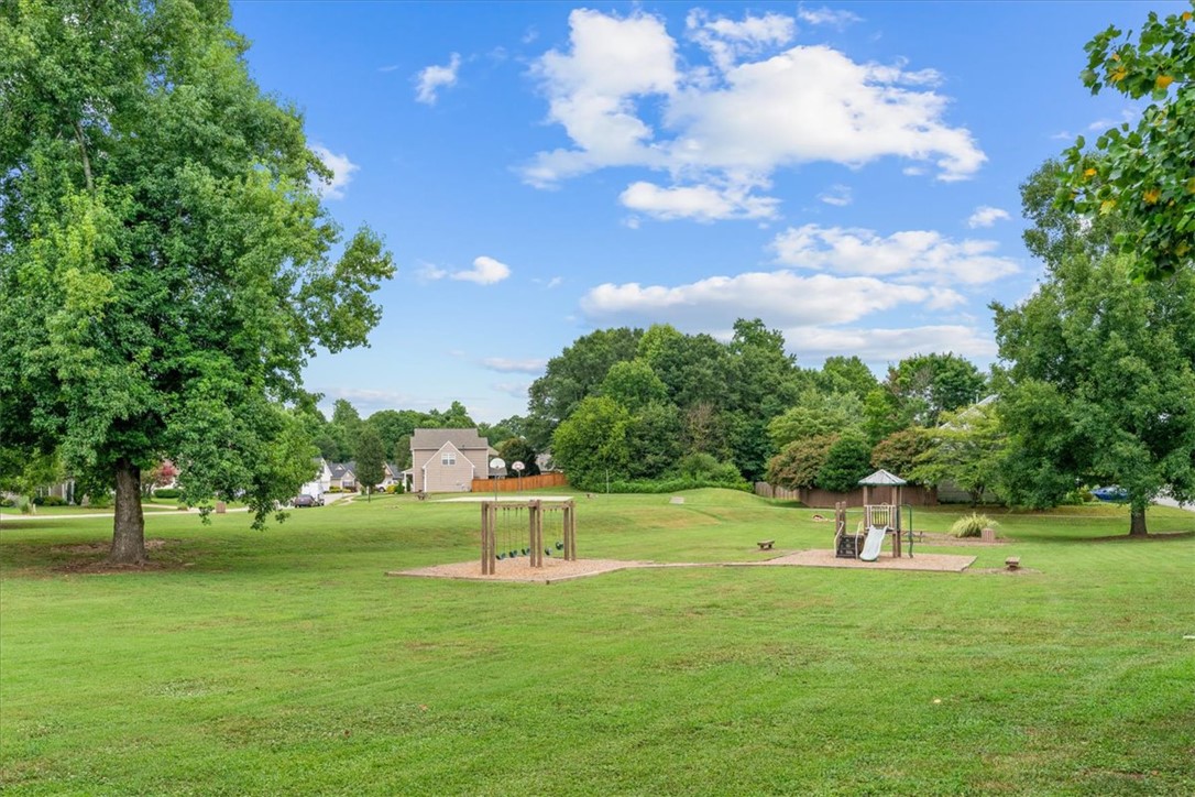 658 Timber Walk Drive