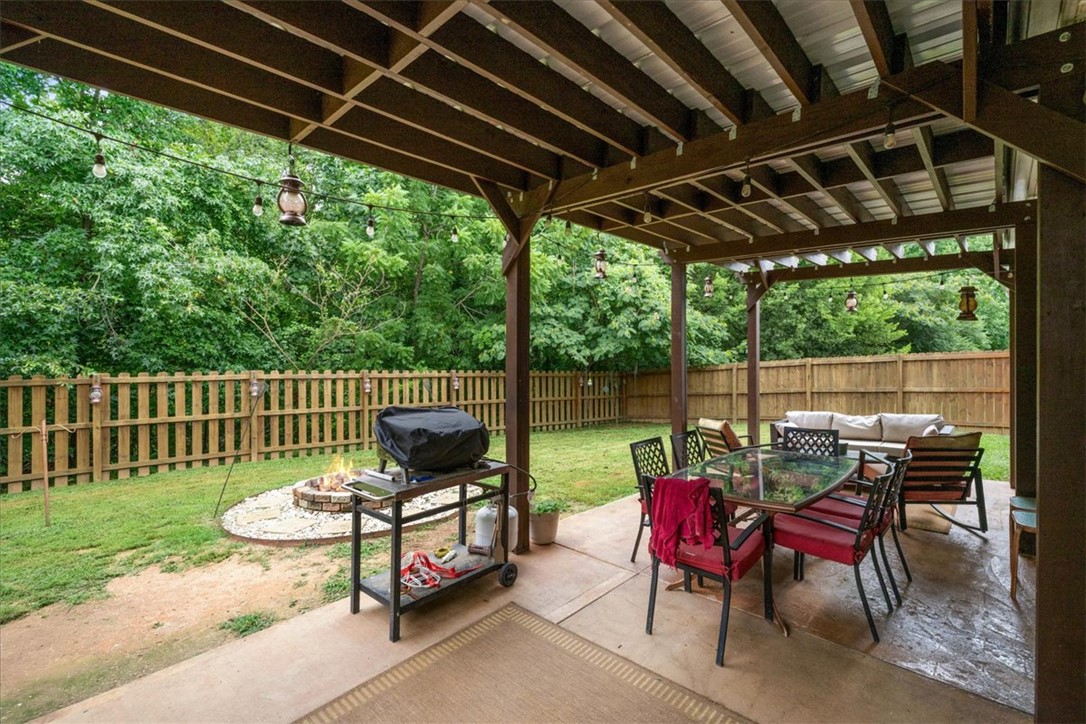658 Timber Walk Drive