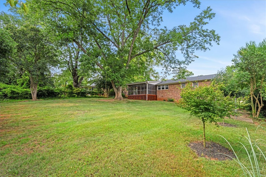 16 Starsdale Circle