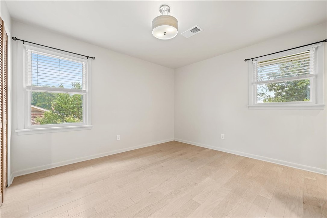 16 Starsdale Circle