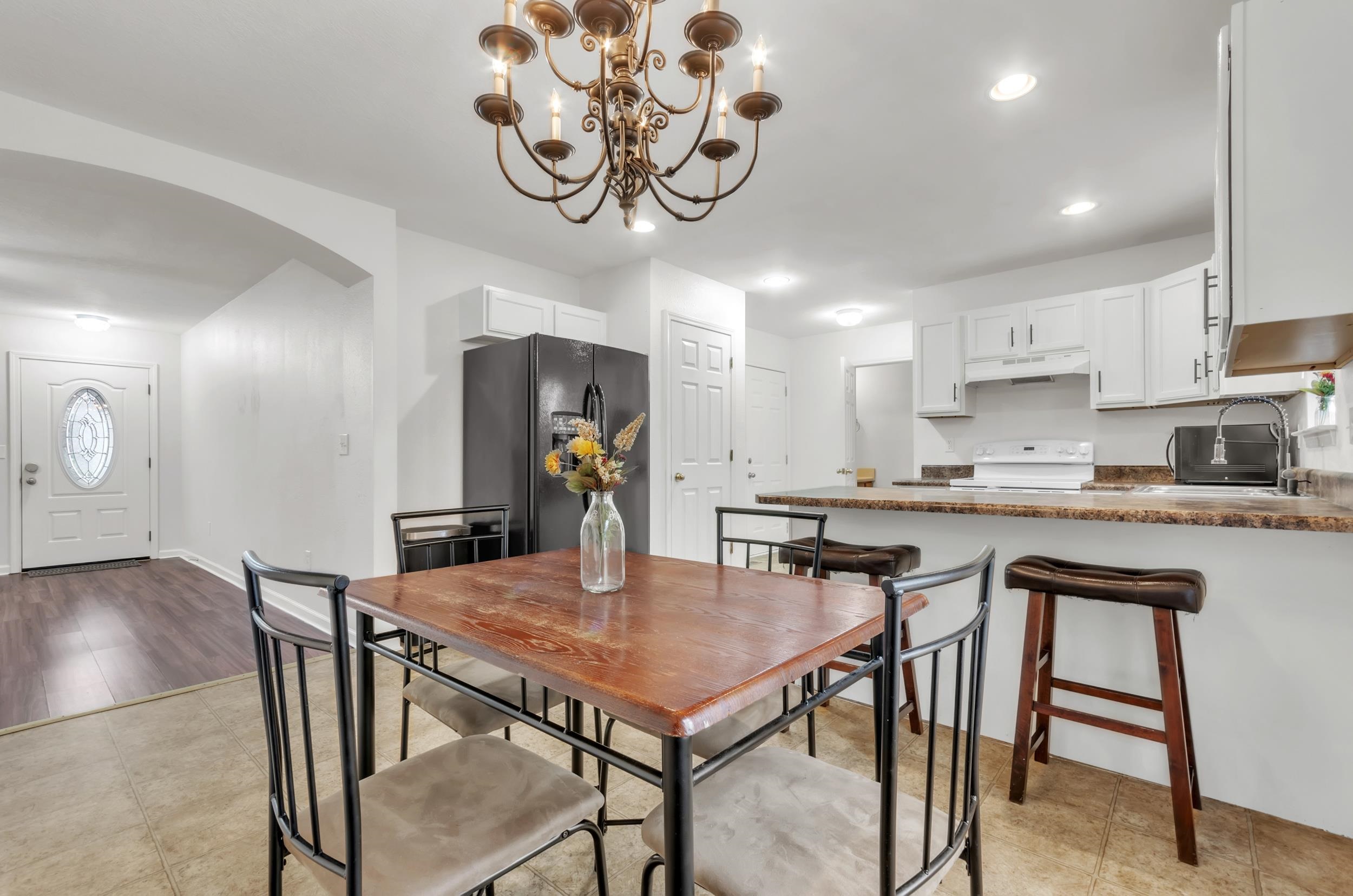 200 Tumbleweed Terrace