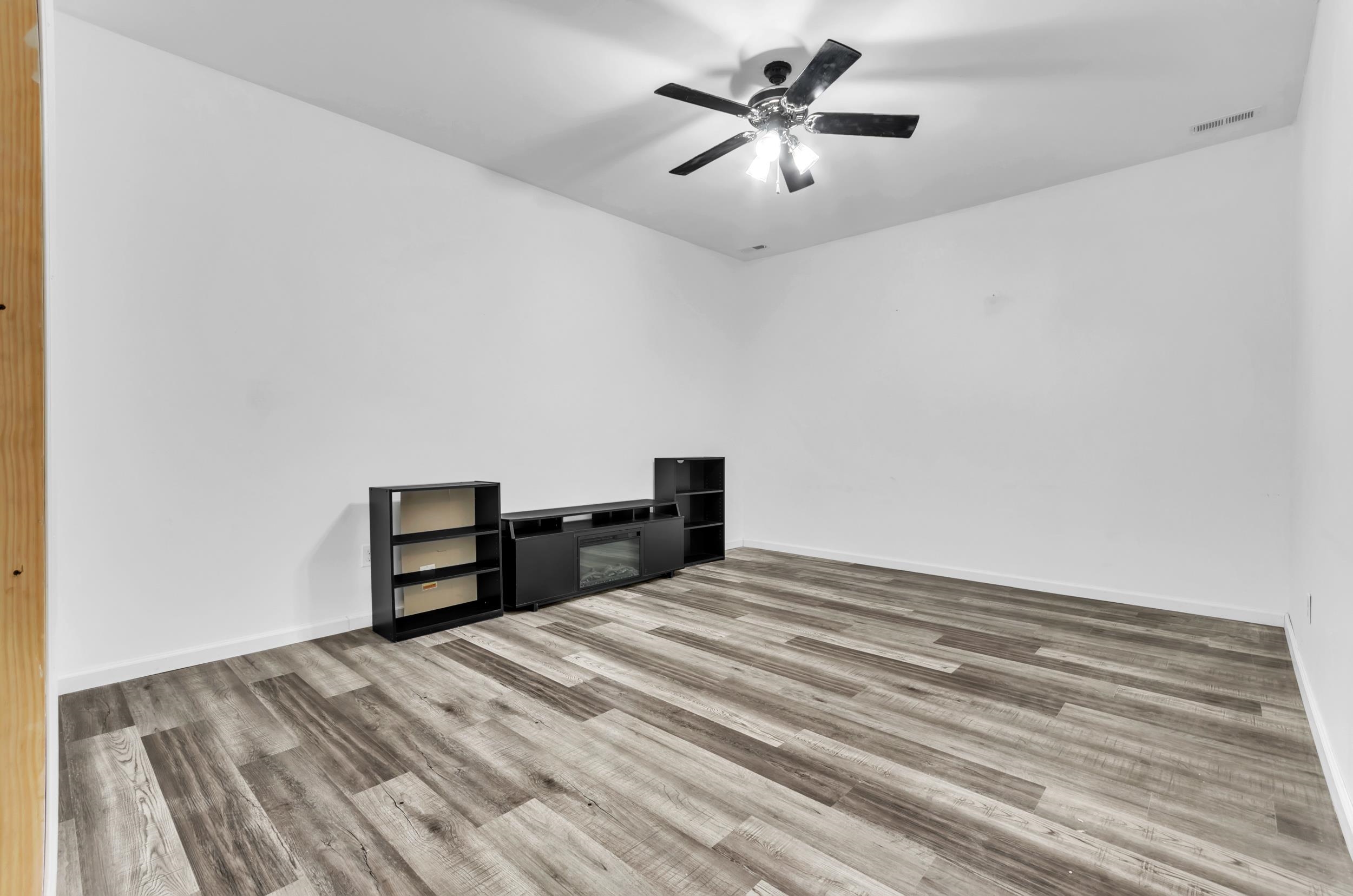 200 Tumbleweed Terrace