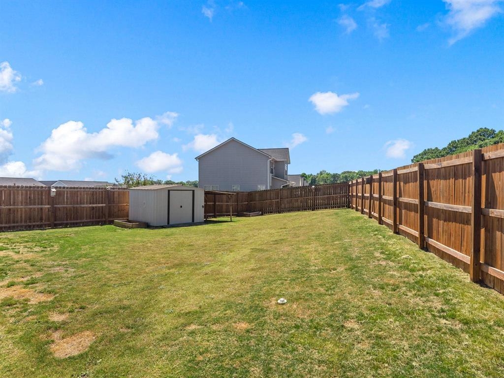 465 Peaksview Drive