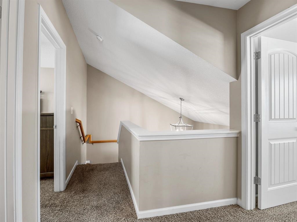 465 Peaksview Drive