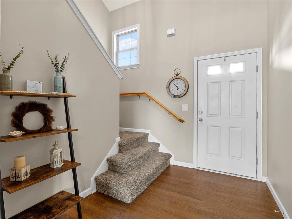465 Peaksview Drive