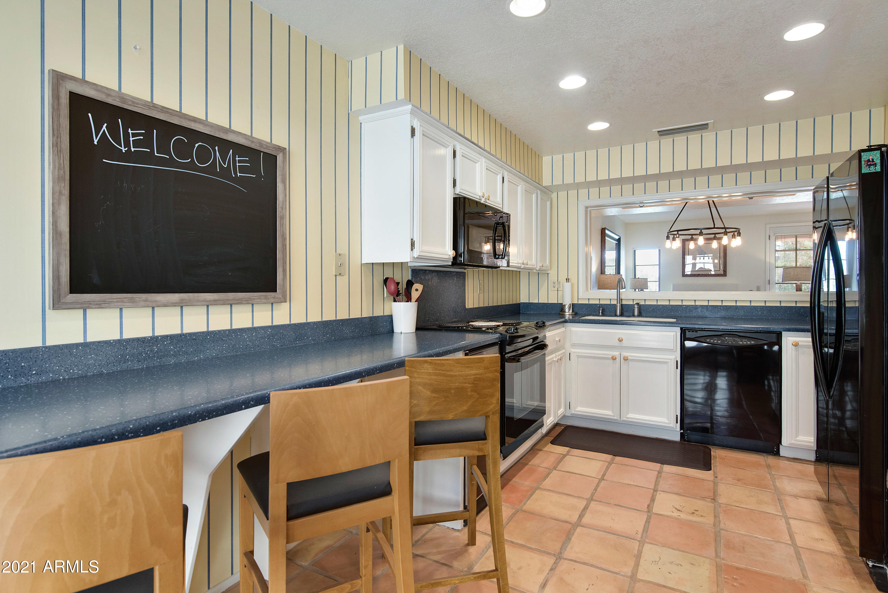 6123 N 28TH Place
