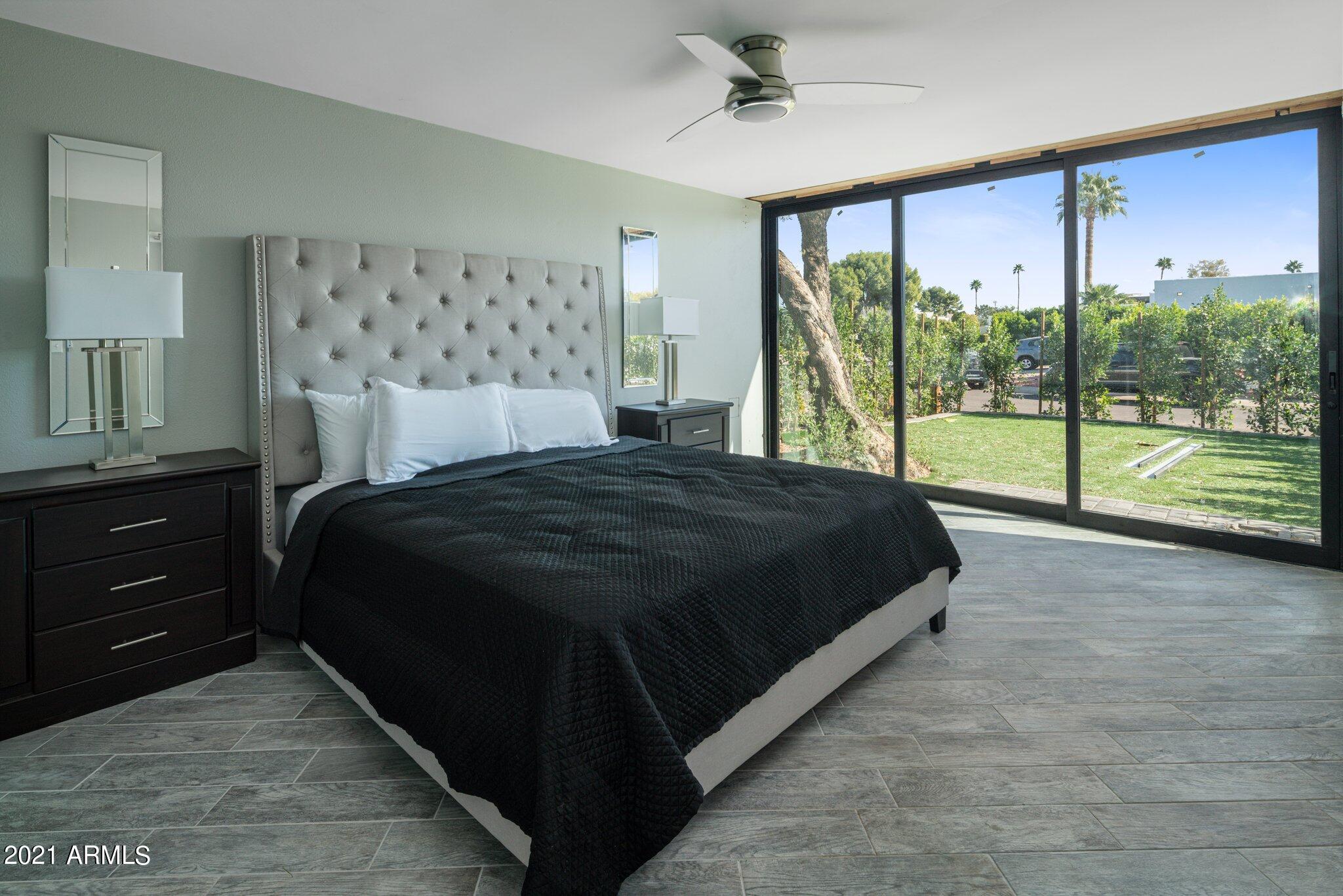 7740 E VALLEY VISTA Lane