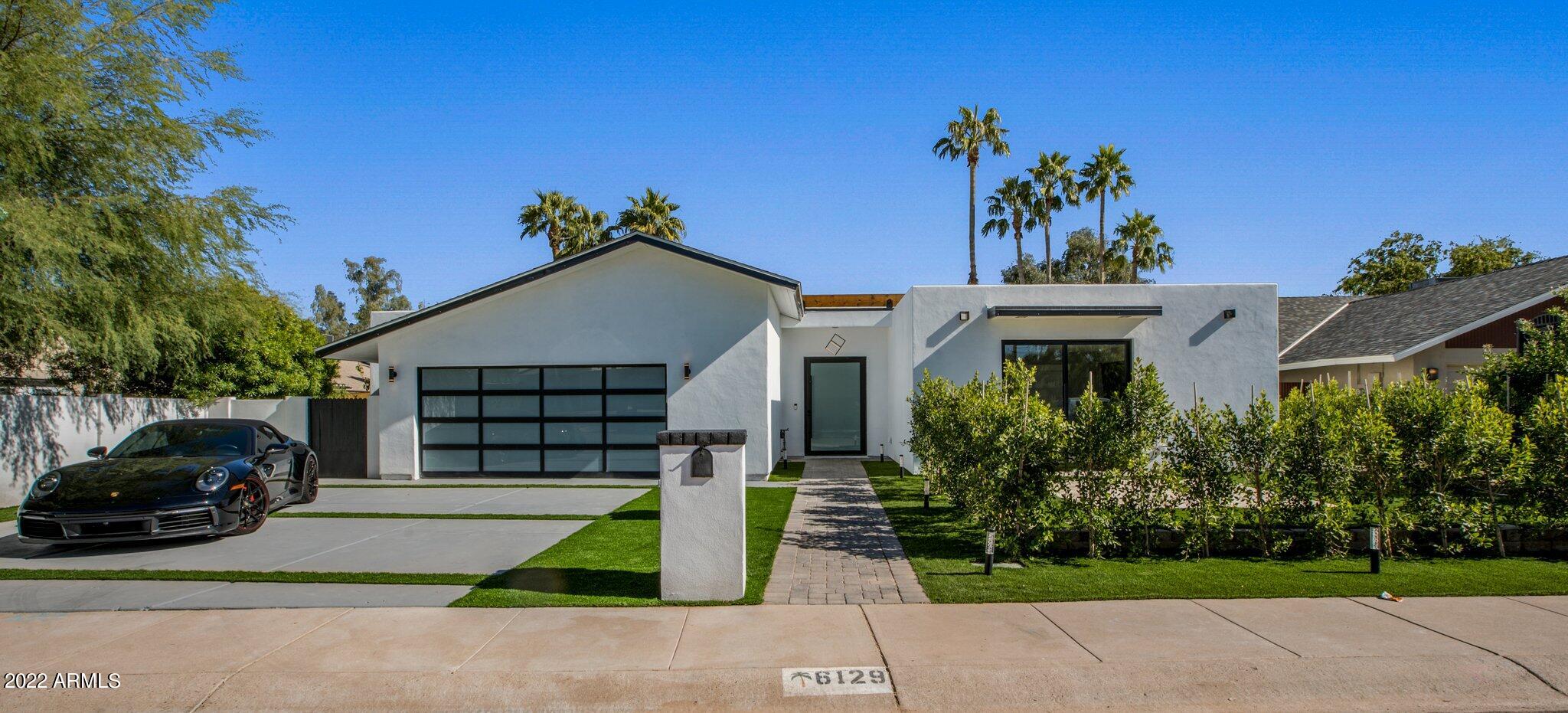 6129 N 77TH Place