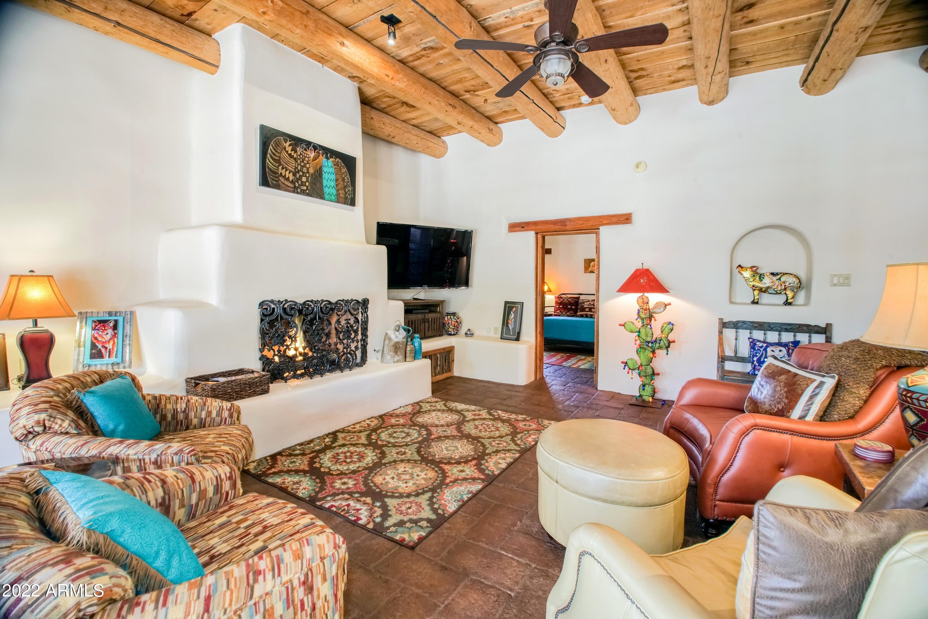 7614 E ROCKING CHAIR Road