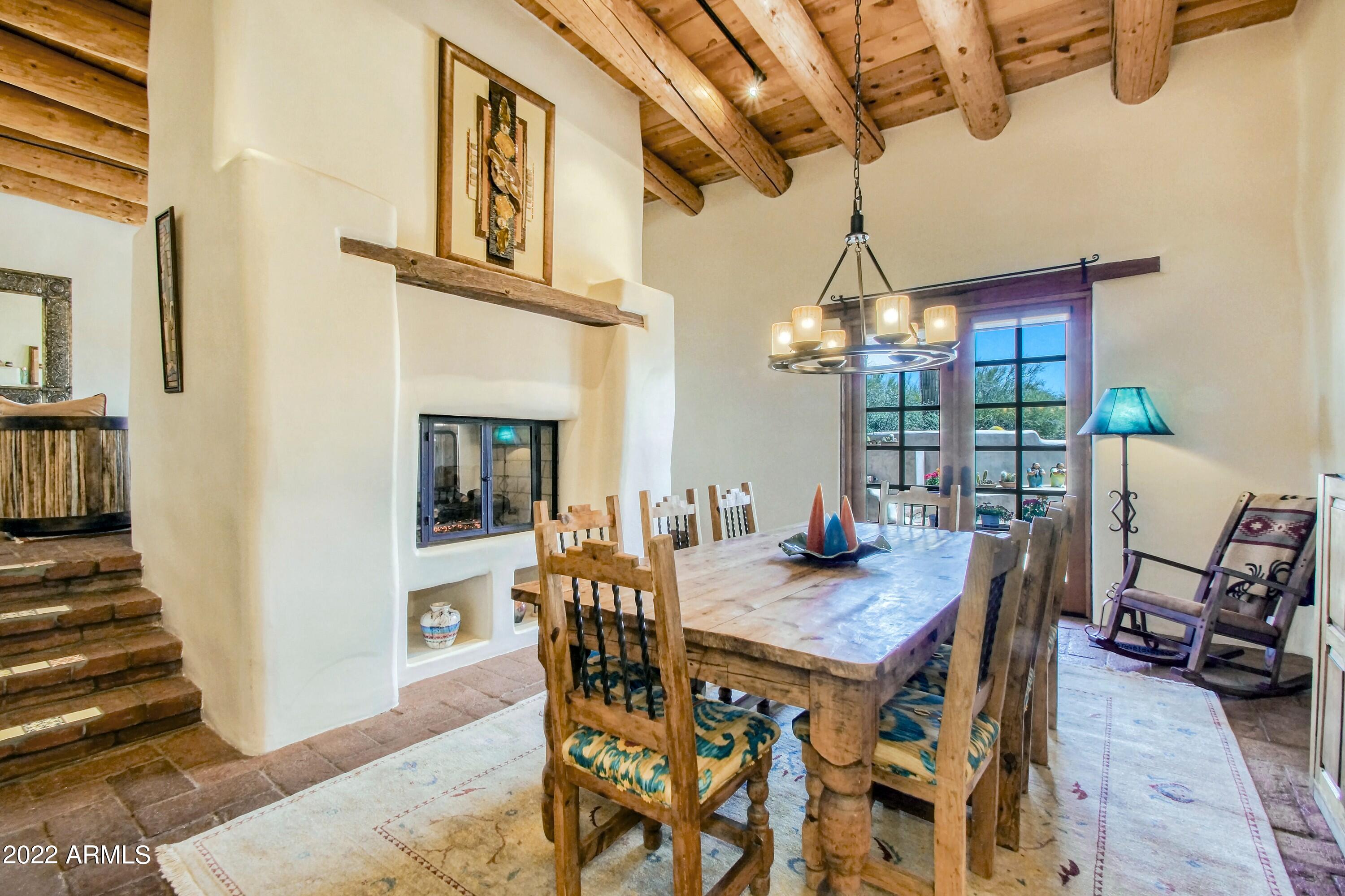 7614 E ROCKING CHAIR Road